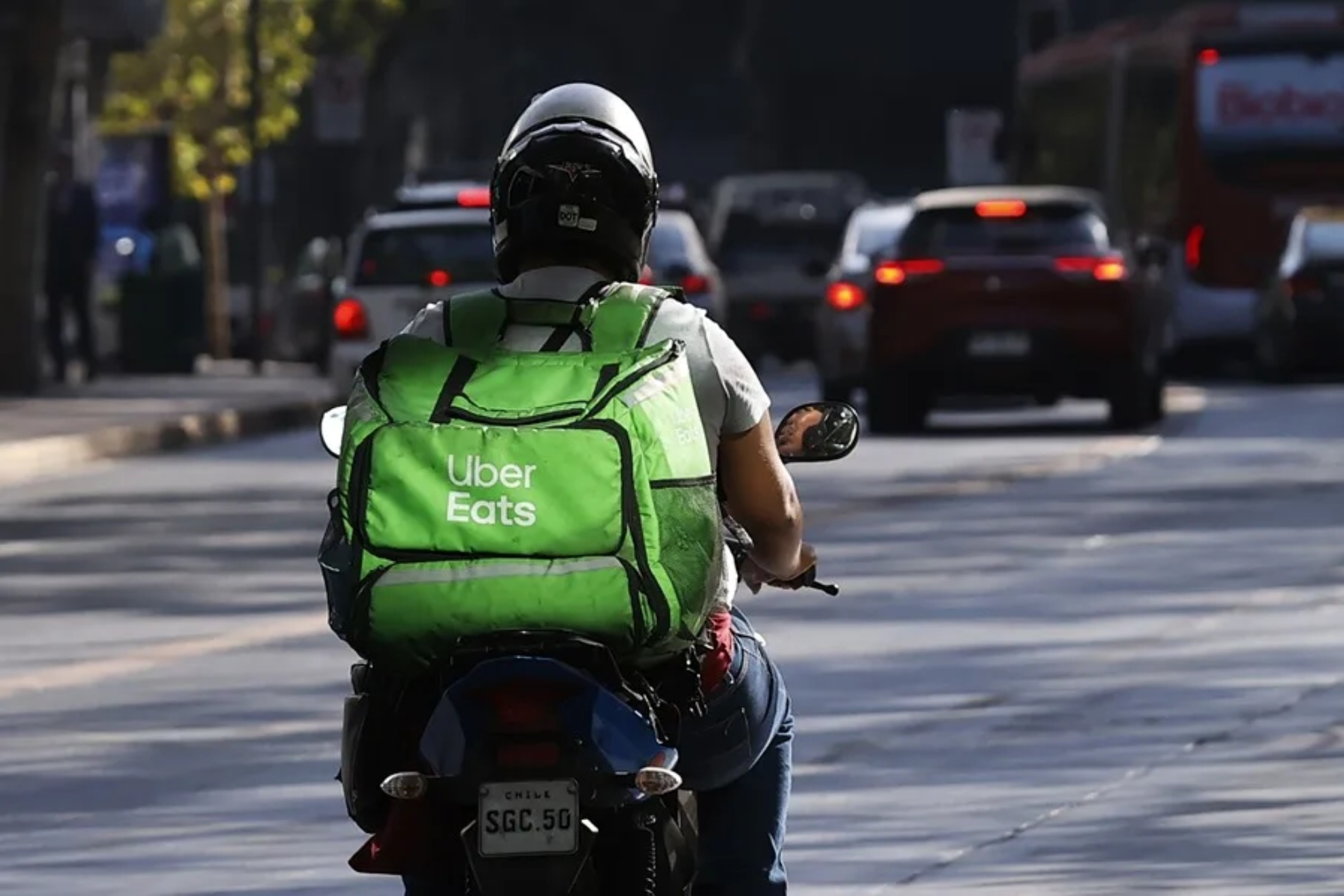 Uber Eats reconoce una deuda de 110 millones de euros por cotizaciones sociales relativas a 60.000 repartidores autónomos