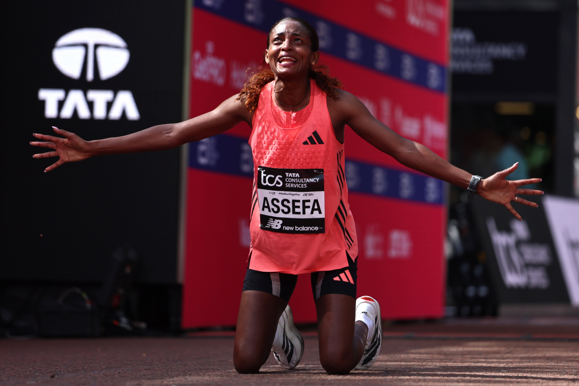 Assefa: "Es un honor ser la primera mujer más rápida que Abebe Bikila en un maratón"