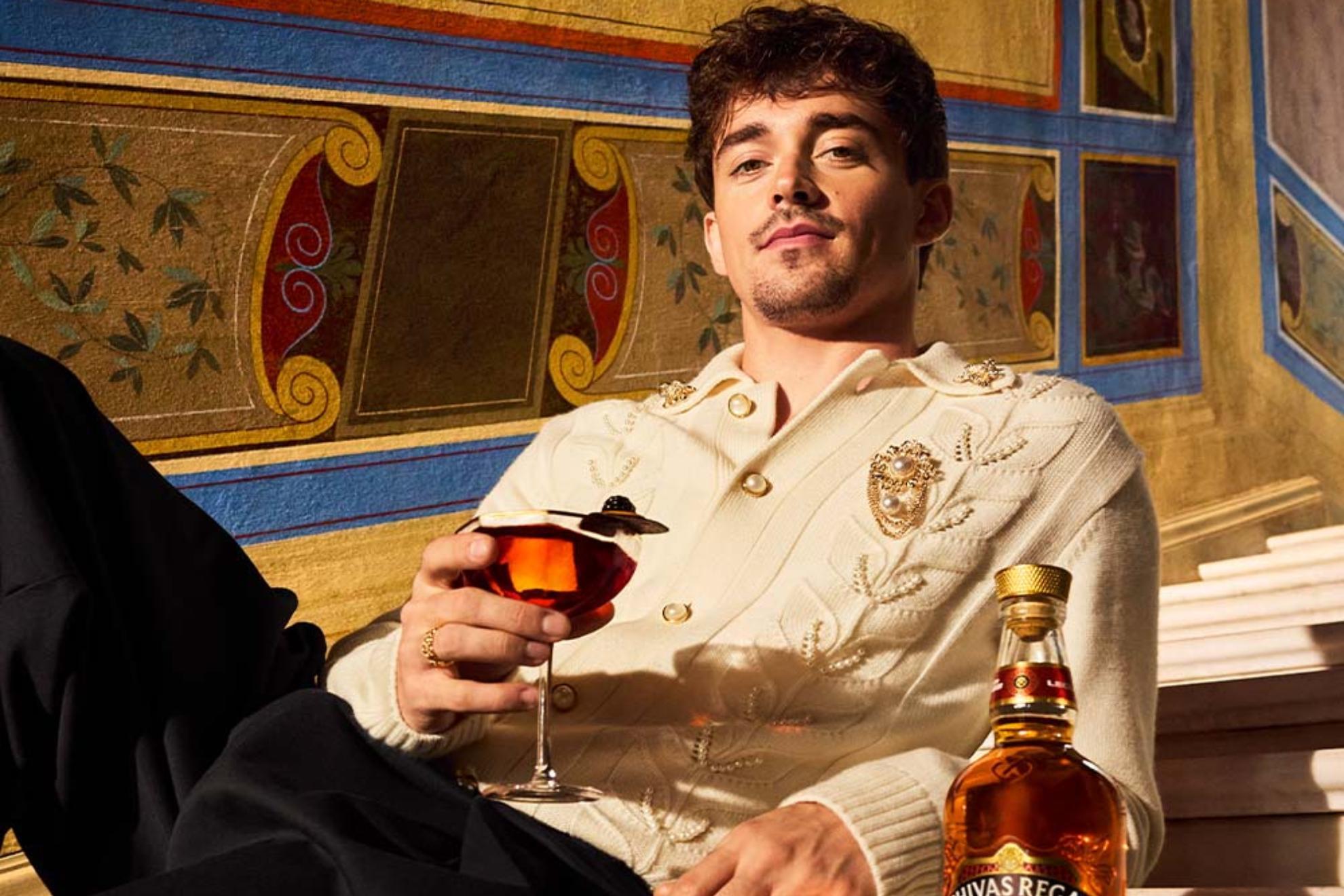 Charles Leclerc y Chivas Regal presentan su primer whisky de 16 años: una expresión de maestría absoluta