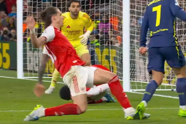 Atlético de Madrid cae ante Arsenal en semifinales de Champions: polémica arbitral y frustración rojiblanca — image 1