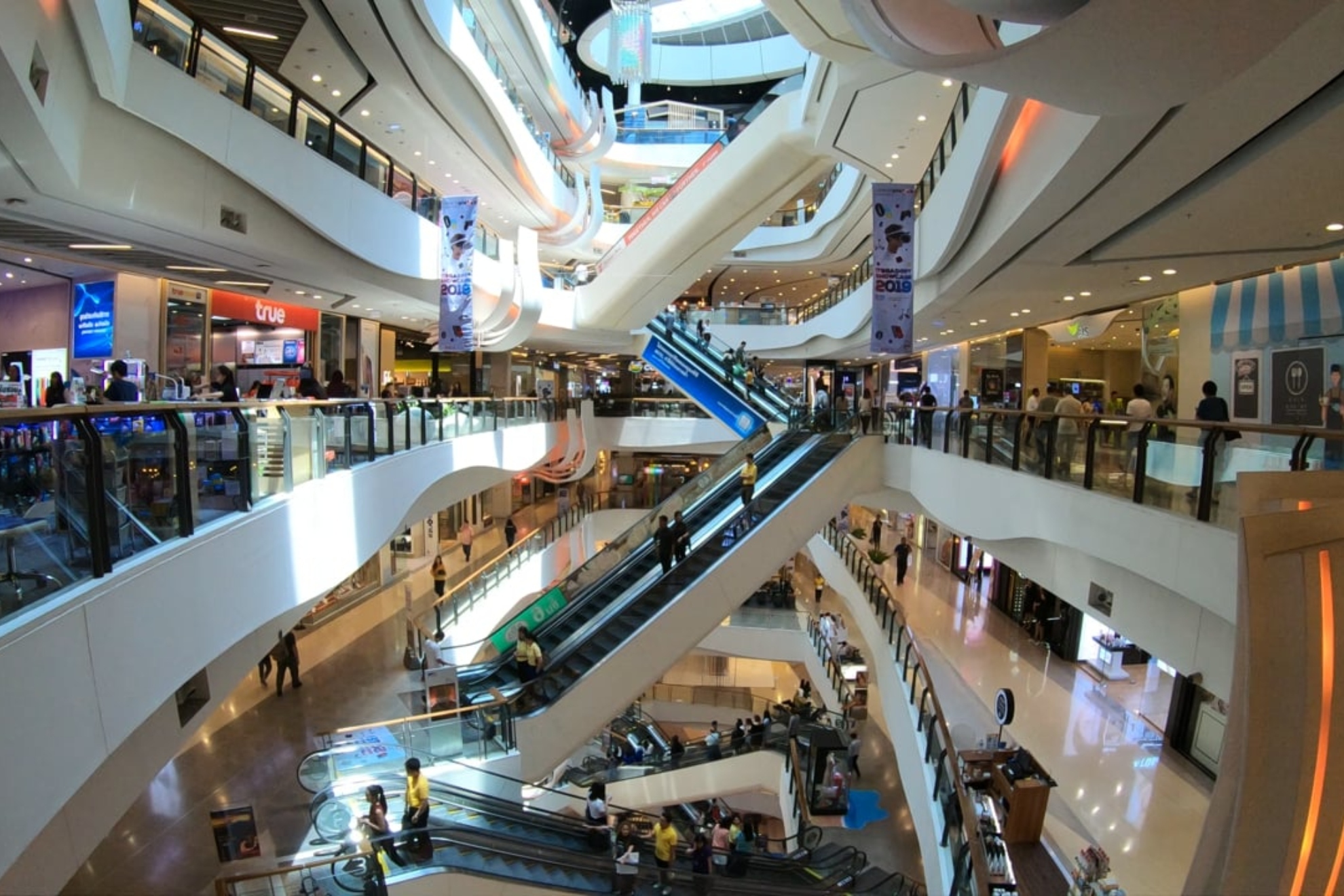 Una de las tiendas más habituales en los centros comerciales arranca una nueva era: la marca se encuentra en bancarrota pero quiere renacer