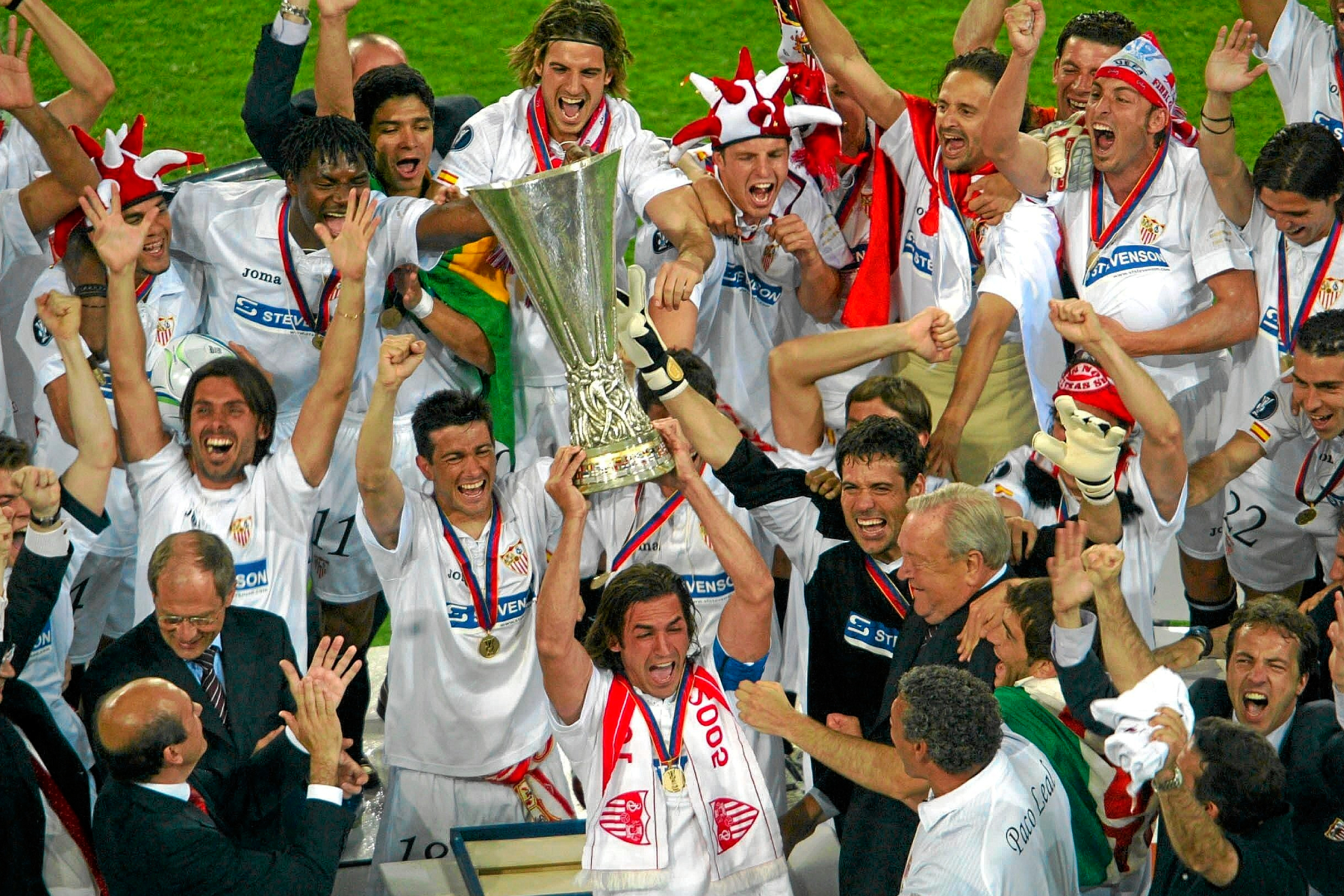 20 años de Eindhoven: la final que cambió la historia del Sevilla