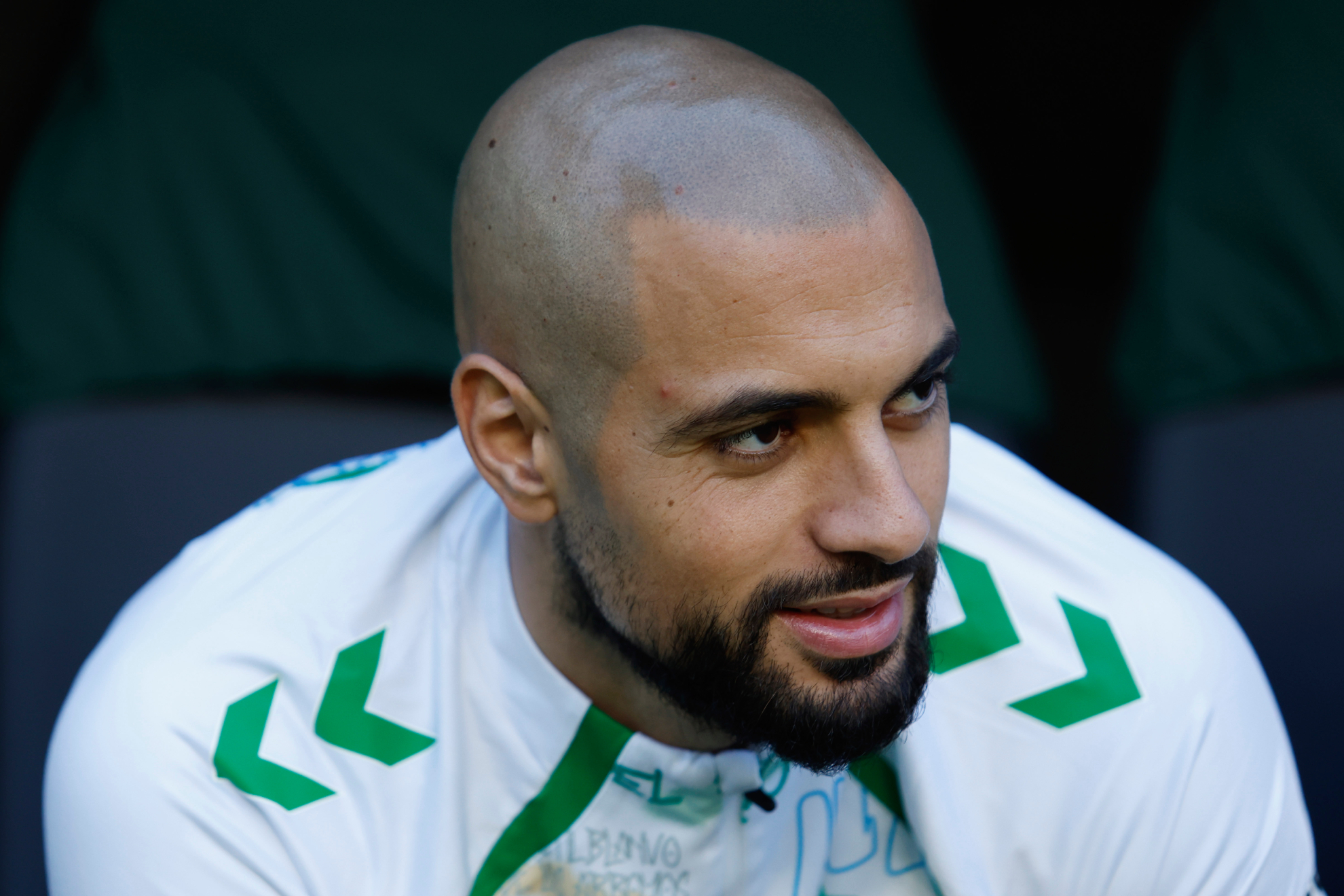 Pellegrini aplaza el debate sobre Amrabat, pero reivindica su figura: “Nos ha aportado muchísimo”