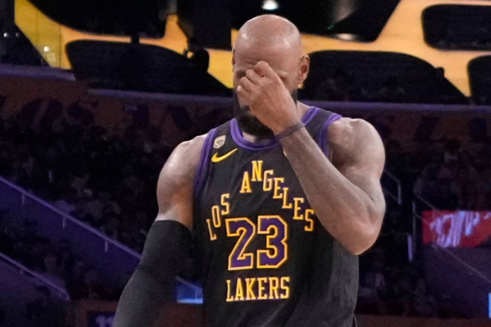 Los Thunder barren a los Lakers y podría precipitar el fin de la era de LeBron James en la NBA