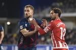 Pulido: "Es una de las derrotas más duras en mis nueve años en el Huesca"