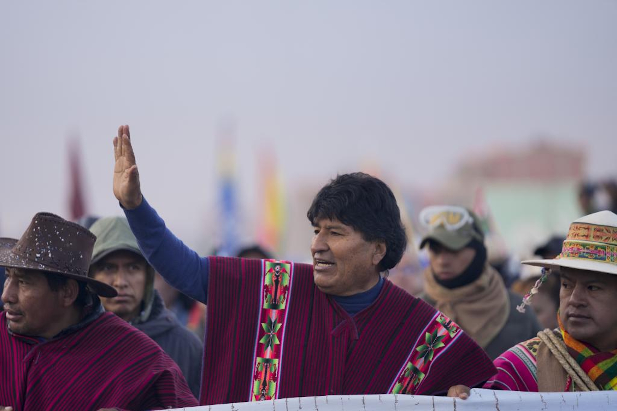 Evo Morales dice que el Ejército de Bolivia y la DEA tienen un plan para detenerlo