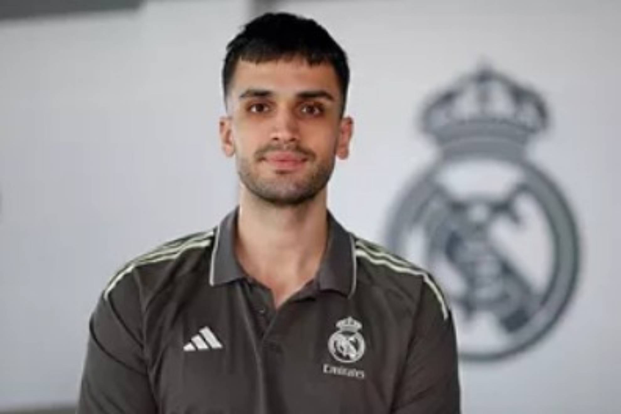 "Le he dicho a Arda Güler que estoy muy contento de ser el segundo turco del club"