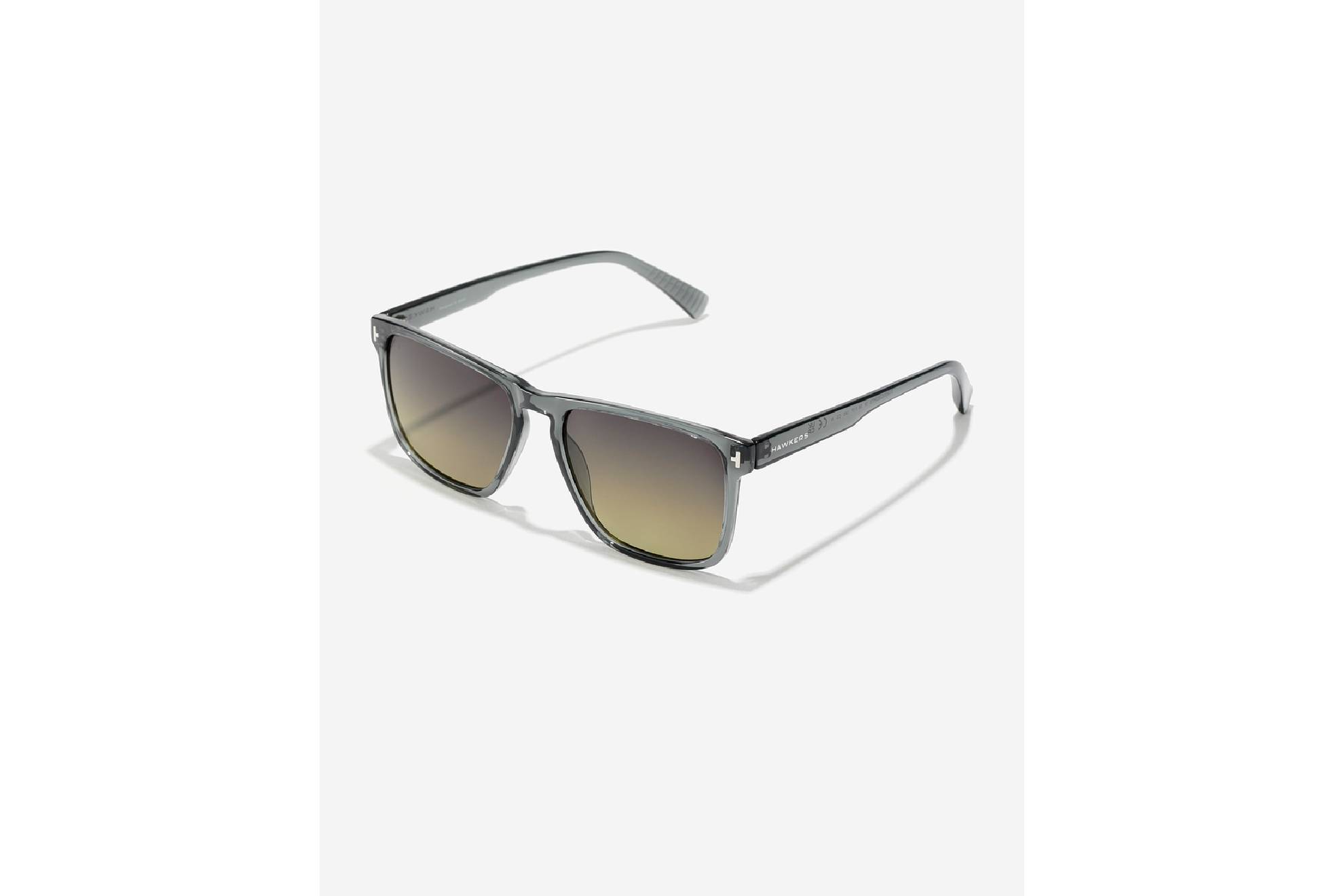 Gran promoci�n de verano en Hawkers: todas las gafas de sol al 40% y 60% de descuento