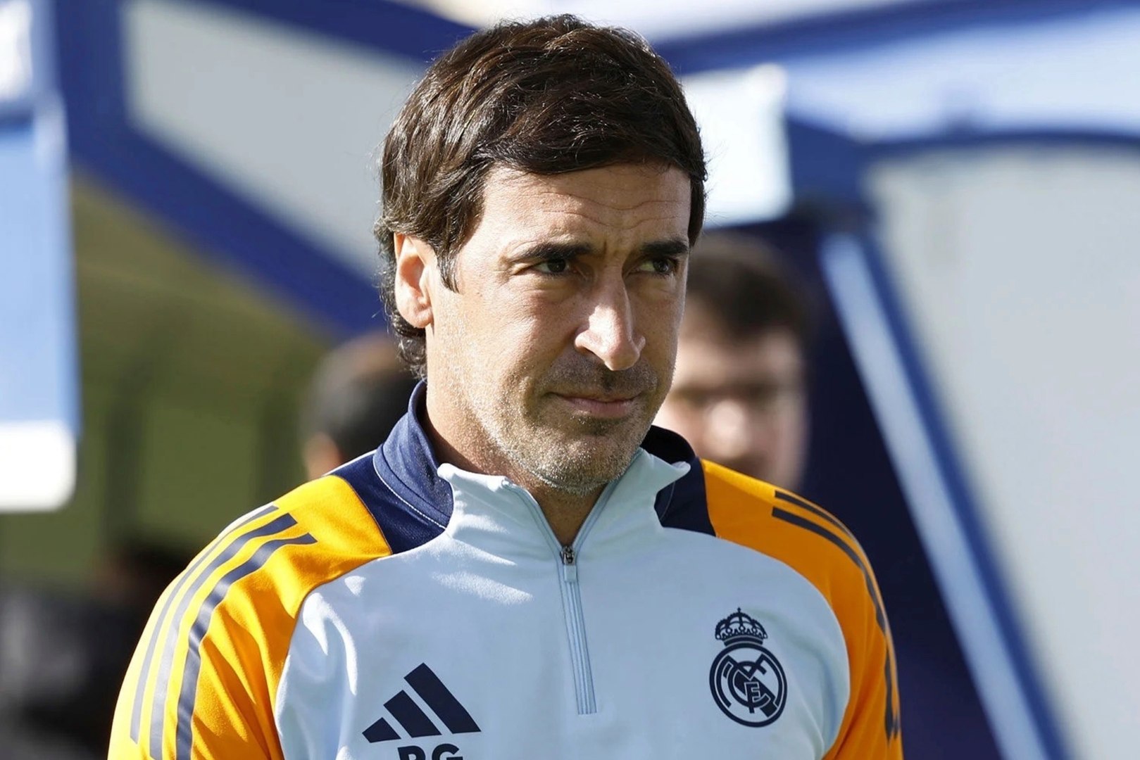 Santi Ca�izares: Ra�l encajar�a en el banquillo del Rayo