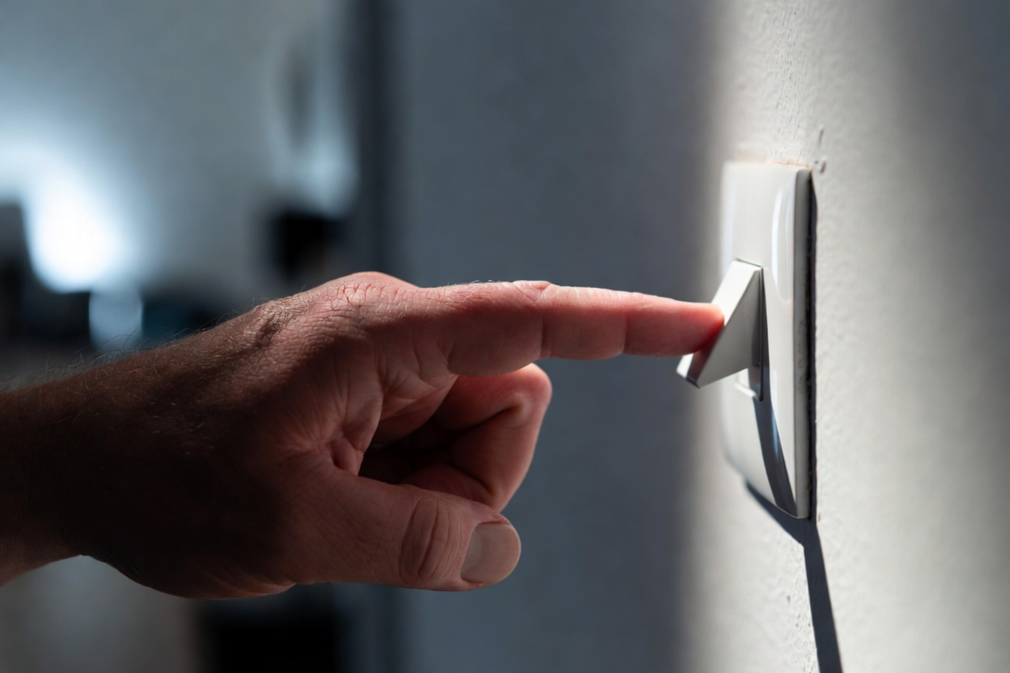 Precio de la luz por horas mañana, jueves 21 de mayo: cuándo es más barata y más cara