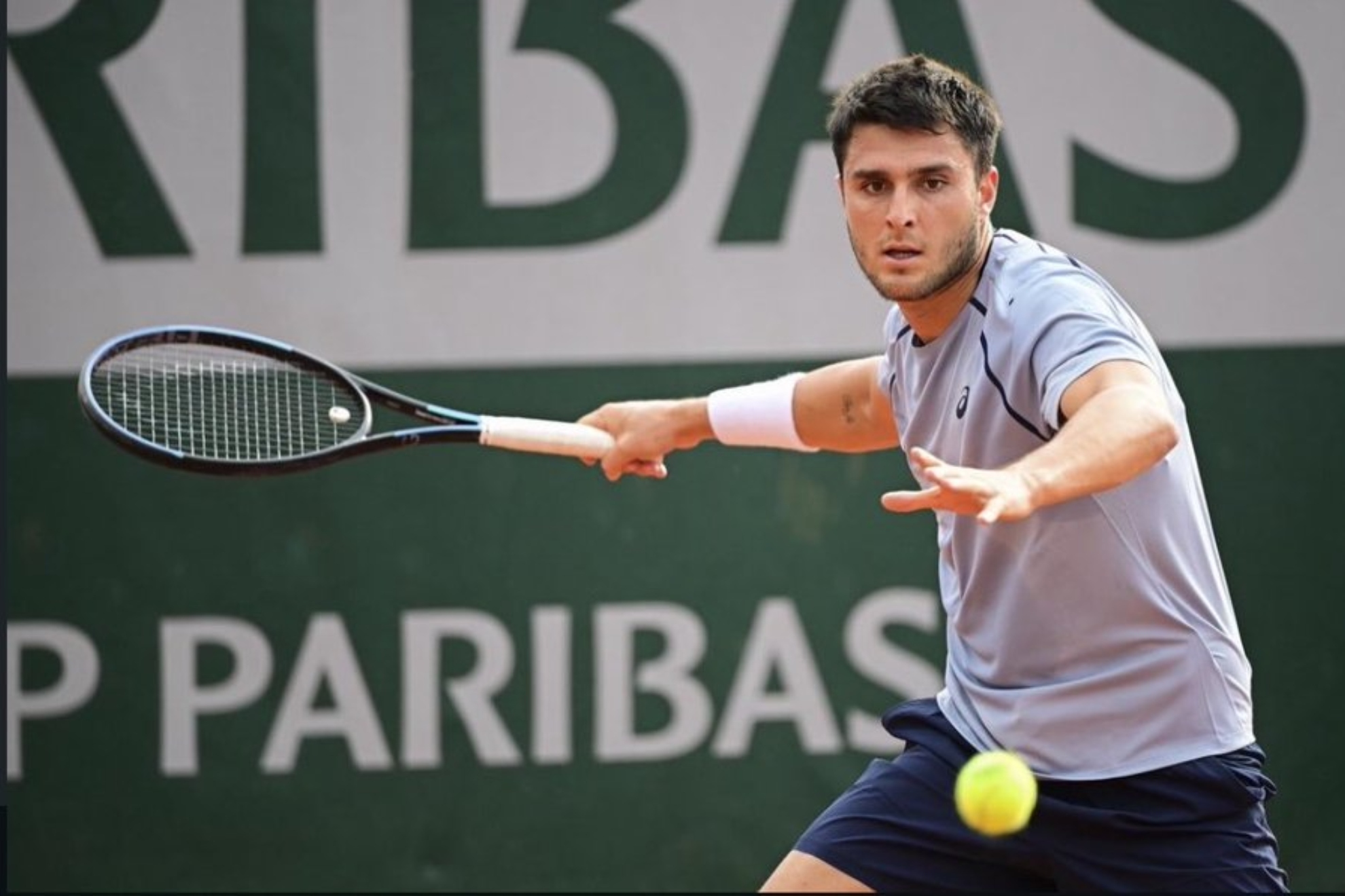 Llamas, Quevedo y Bassols pasan la previa de Roland Garros