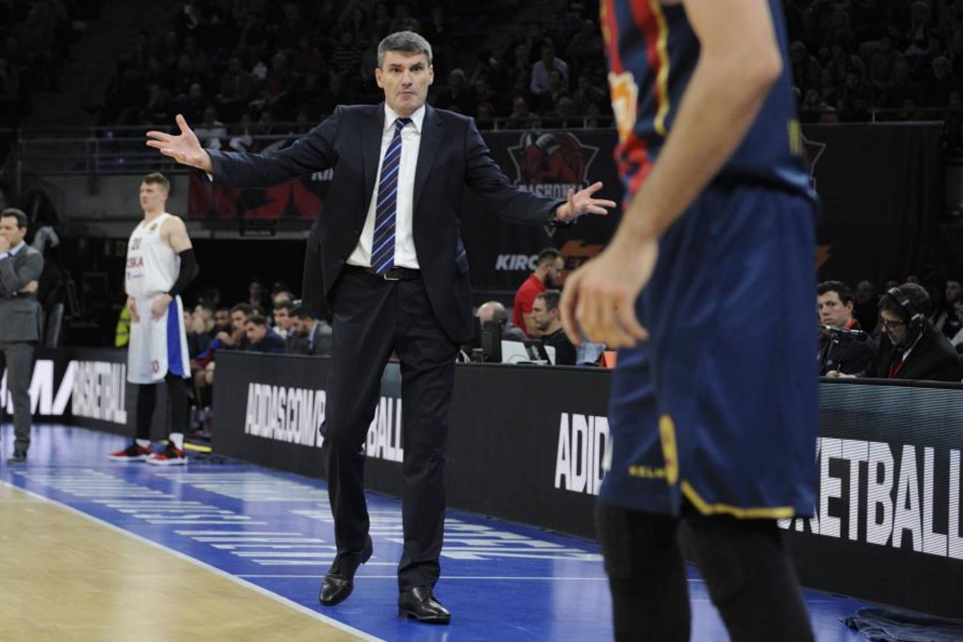 Perasovic, el mejor colocado para sustituir a Galbiati en el Baskonia