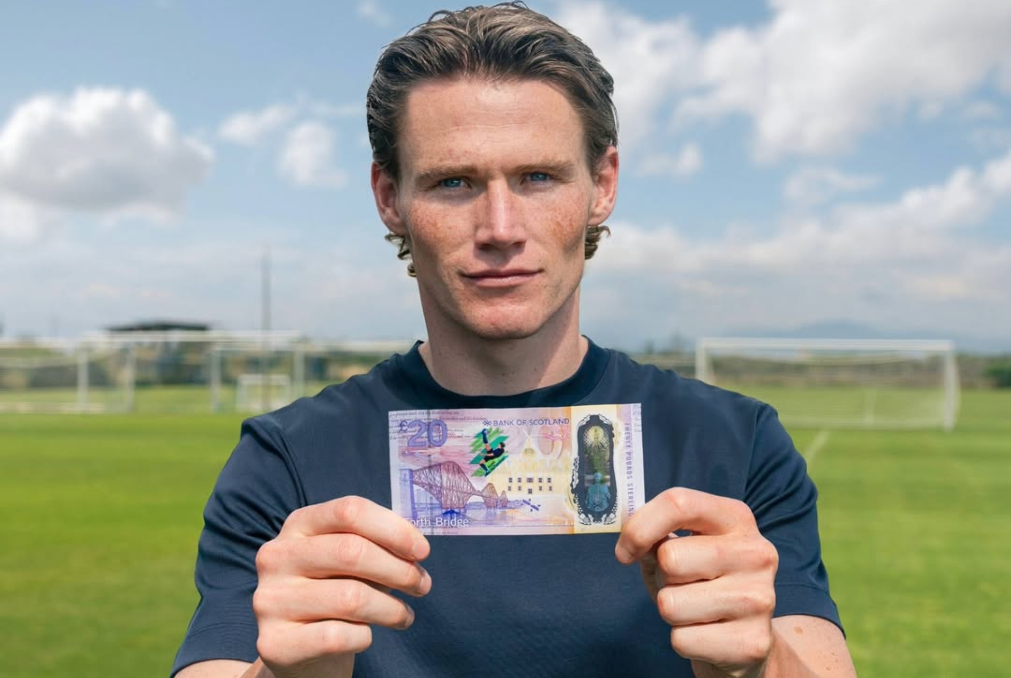 El Banco de Escocia emite un billete de 20 euros inspirado en la chilena de McTominay que les llevó al Mundial