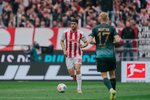 El Colonia descarta a Cenk, que regresa al Valencia: “Nos duele en el corazón”