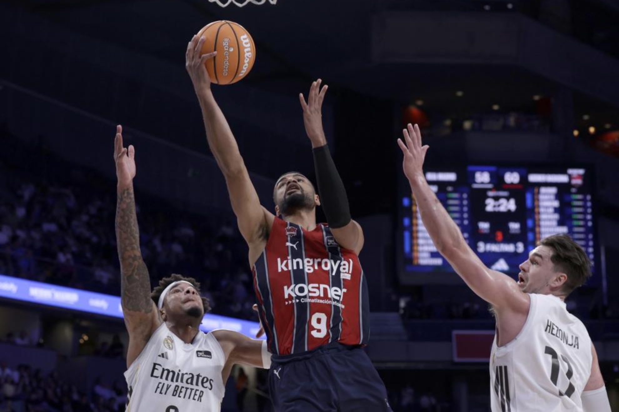 El Baskonia aprovecha la ocasión para volver a ganar al Madrid