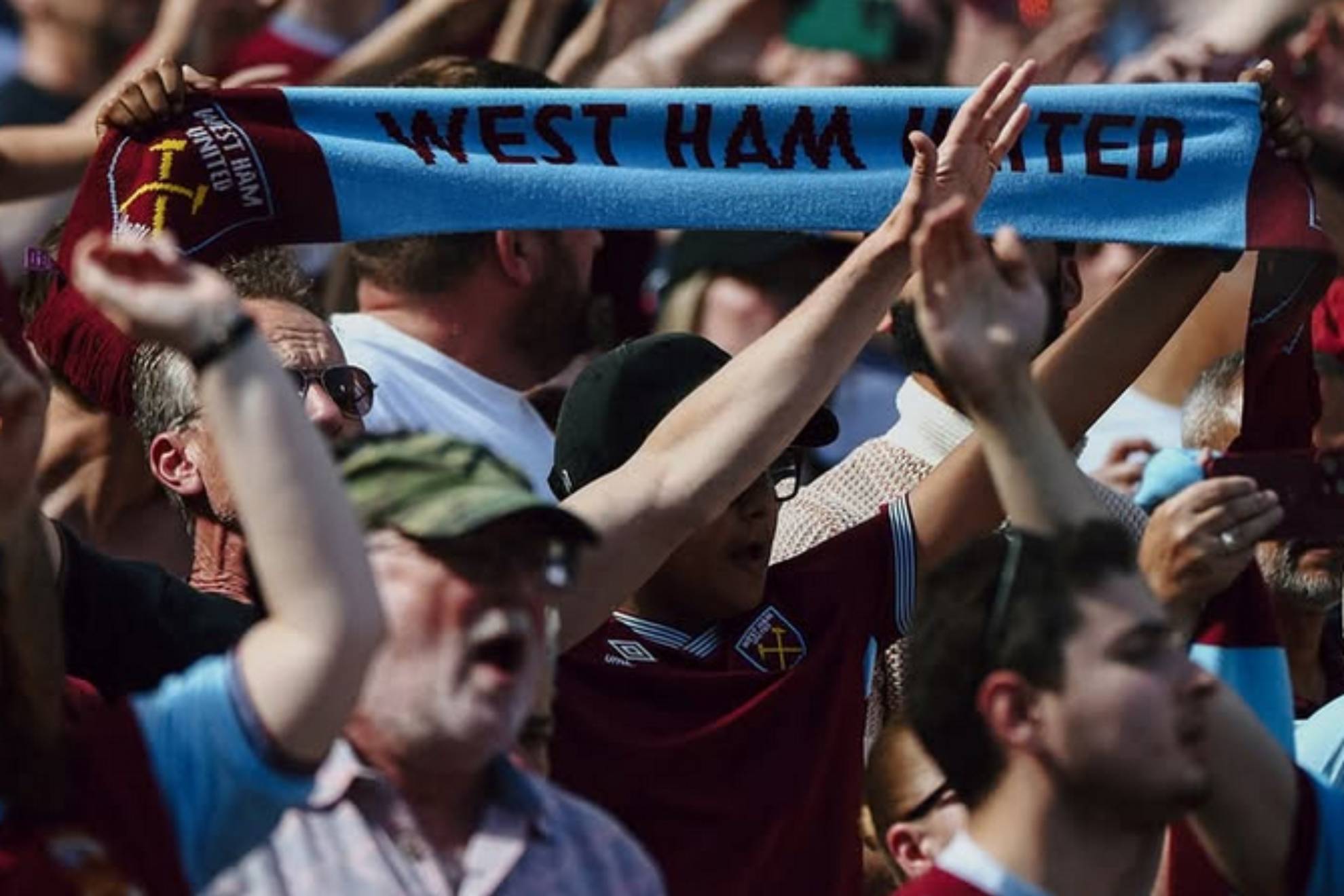 El descenso del West Ham lo paga el contribuyente británico: "Mi perro habría negociado un acuerdo mejor"