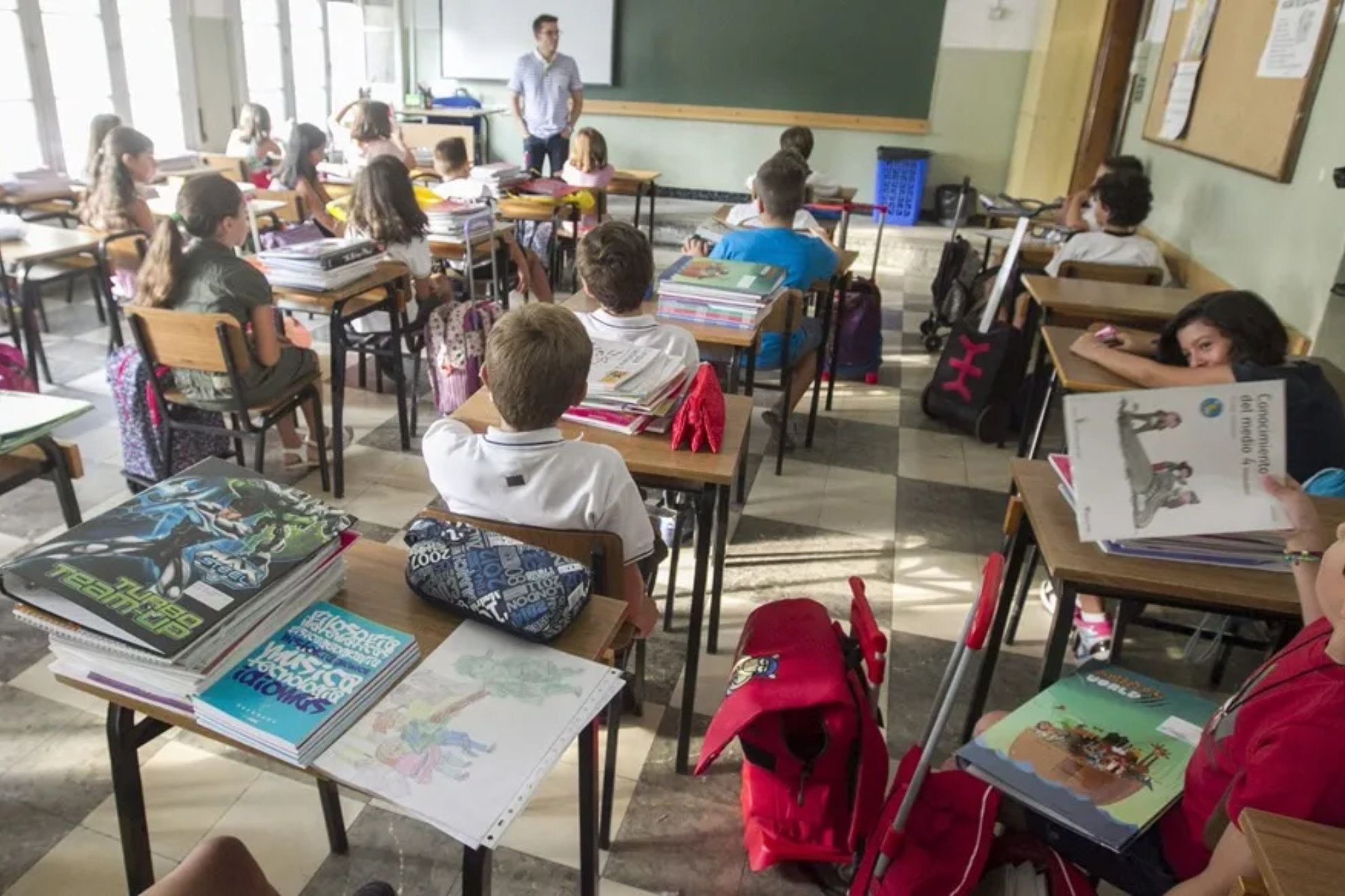 Mari Carmen, maestra de Primaria, critica duramente el modelo educativo: "La vocación no es suficiente para suplir todas las carencias que tiene el sistema”