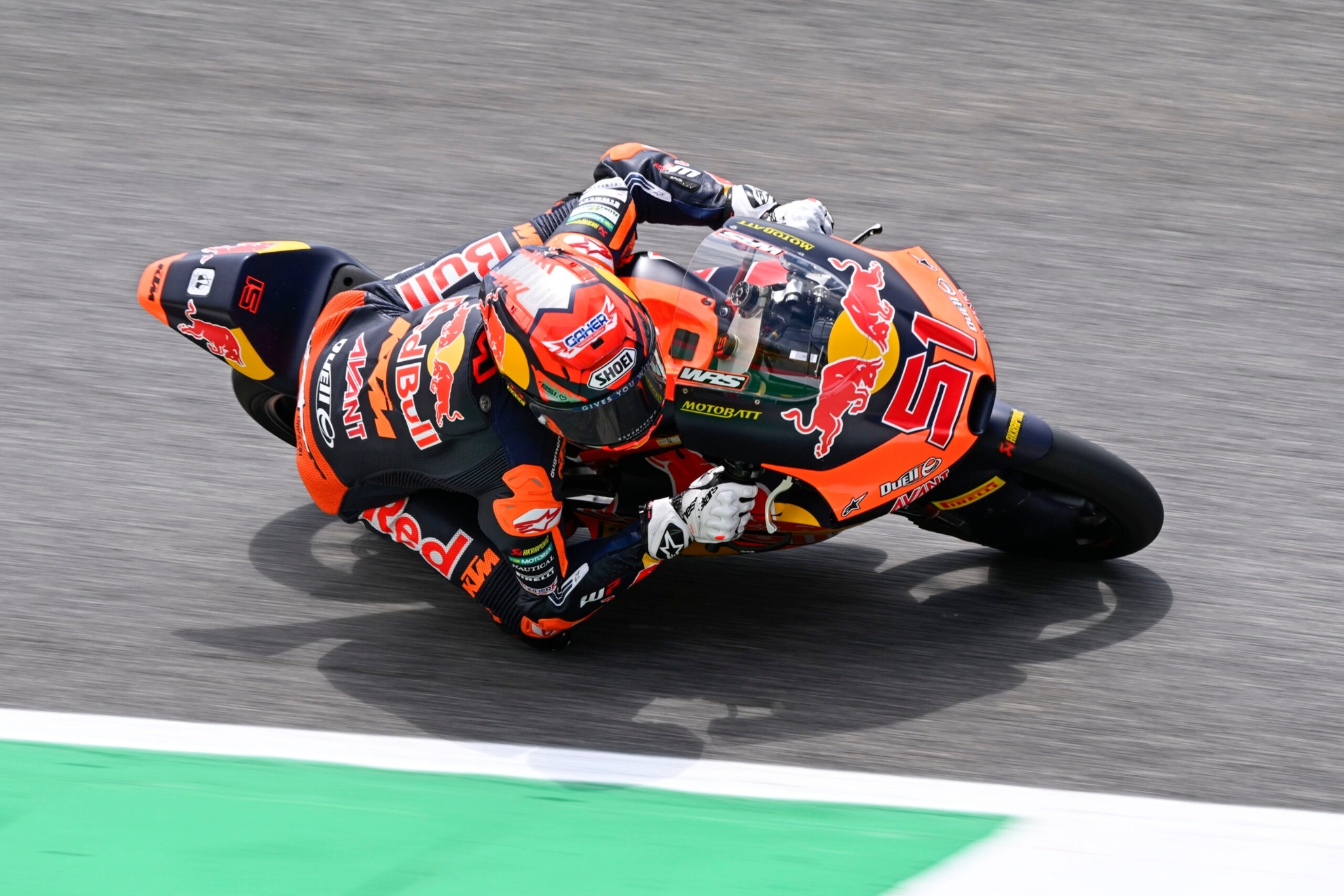 Brian Uriarte se estrena en Moto3: el futuro ya está aquí
