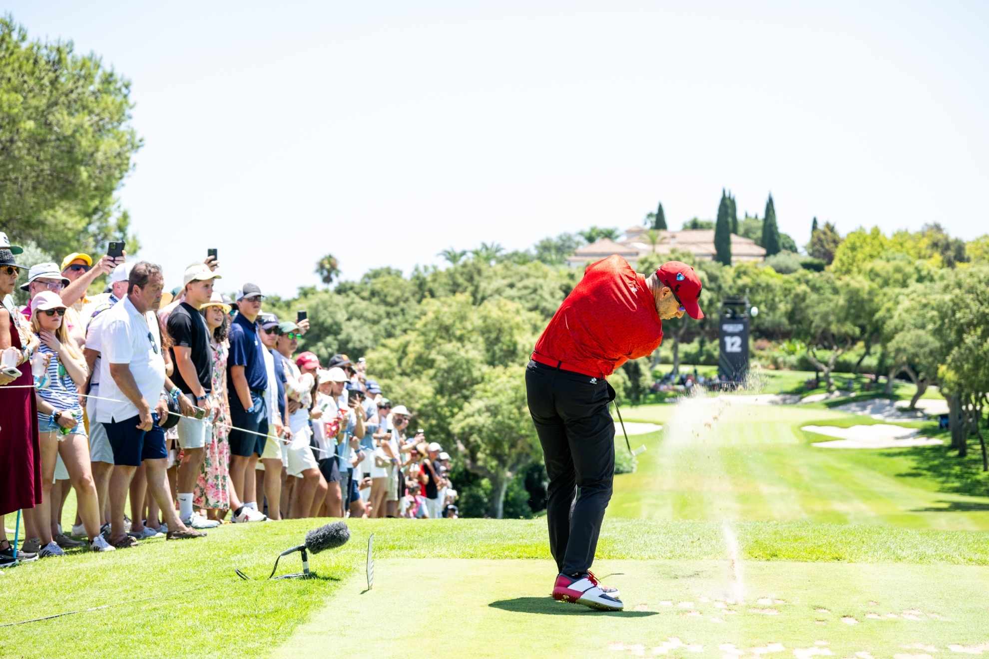Sergio García y los Fireballs: una pasión roja que conquista LIV Golf