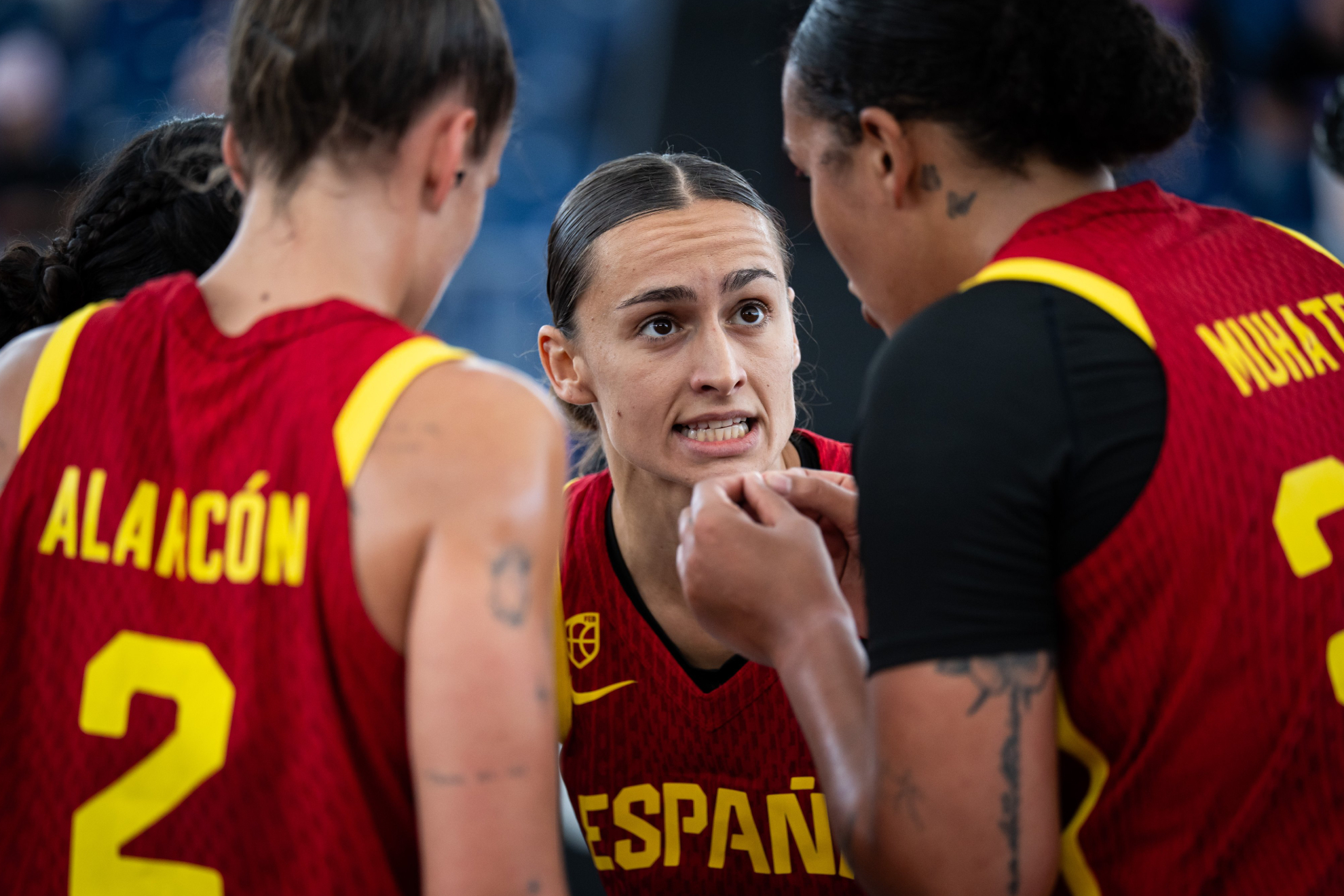 España resucita ante Mongolia y cierra con alivio la primera jornada