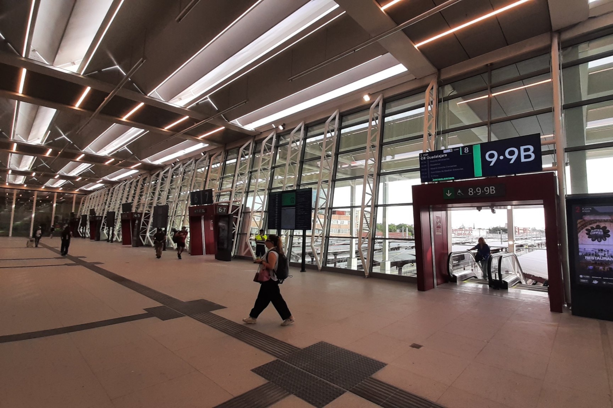Las críticas más repetidas a la nueva estación Madrid-Chamartín Clara Campoamor: "Ya es tarde para solucionarlo"