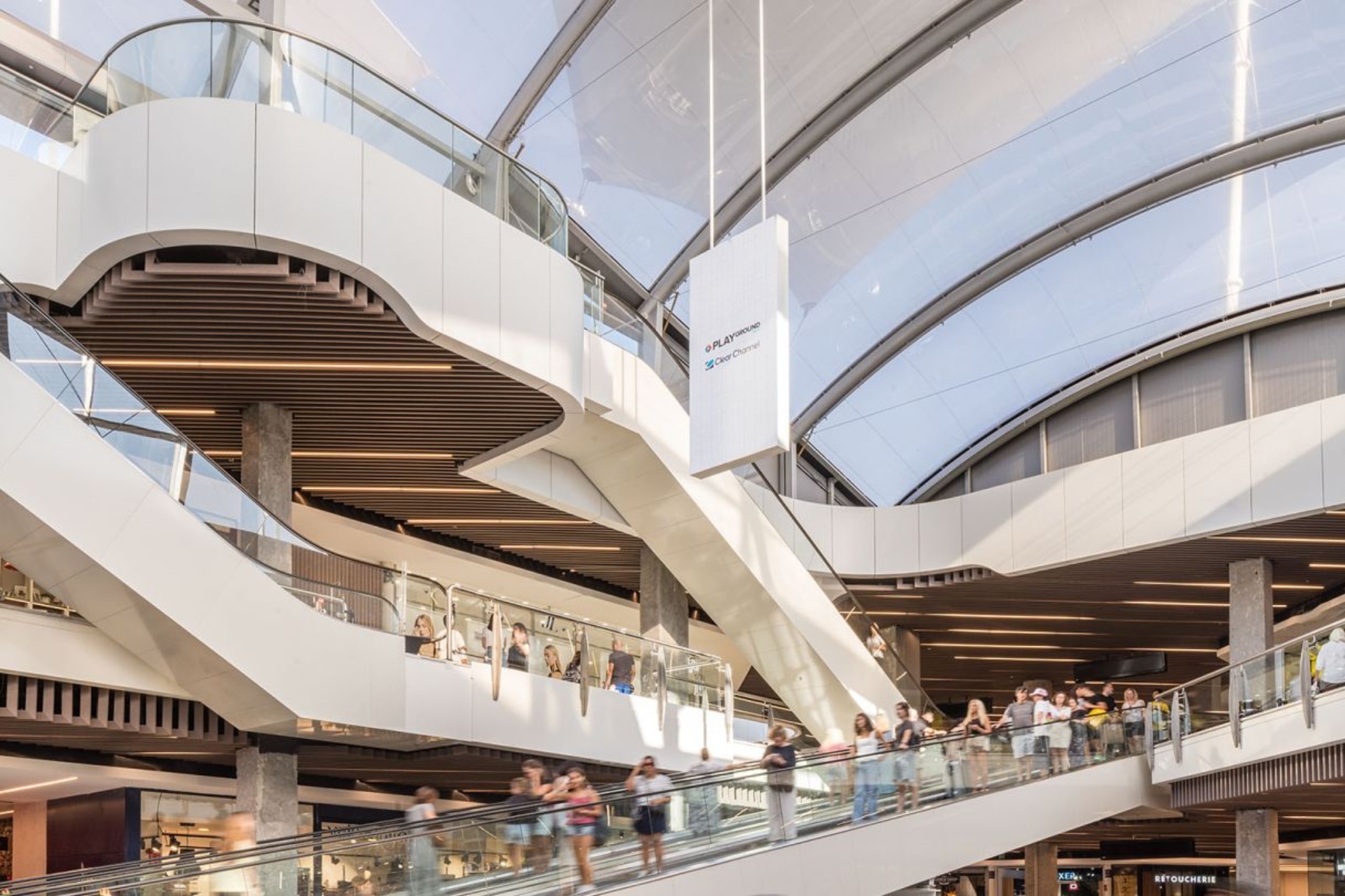 Los 'Sicarios del Oro' roban por cuarta vez en Madrid: detonaron un arma de fuego en una joyería de un conocido centro comercial