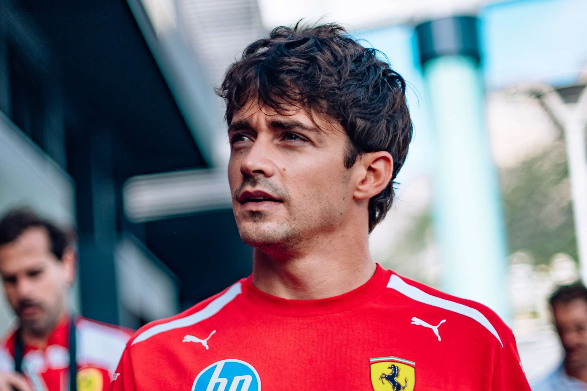 Leclerc desata las cábalas: "Sí tuve otras opciones, pero creo en Ferrari"