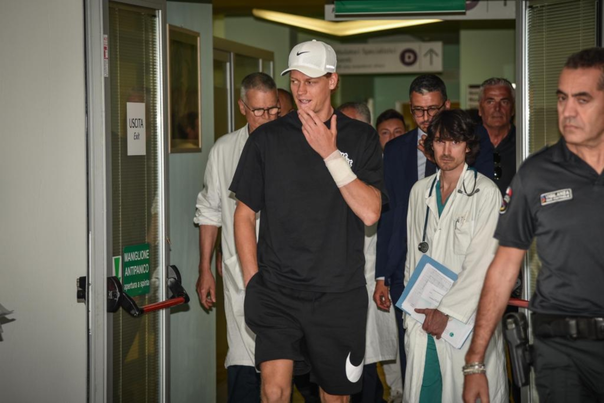 Sinner supera las pruebas médicas y ya se centra en Wimbledon