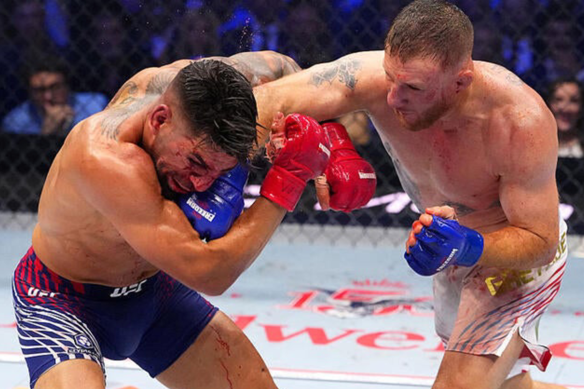 Gaethje en el combate ante Topuria