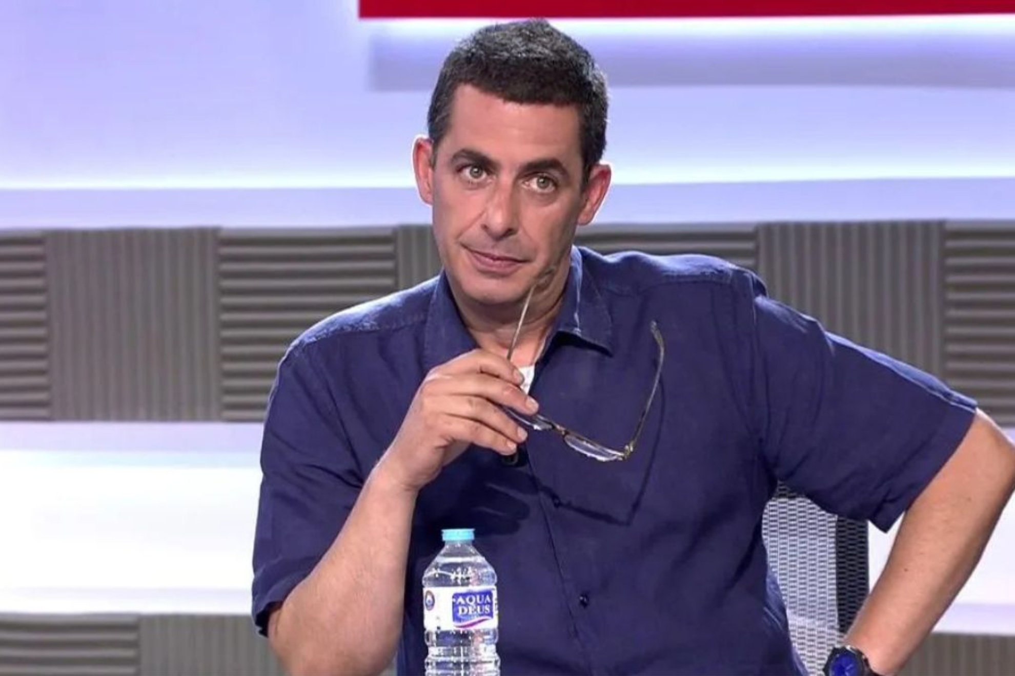 Antonio Naranjo protagoniza un tenso enfrentamiento con Manuela Bergerot en ‘En boca de todos’: “Deja de tratarme como a un político, soy periodista”
