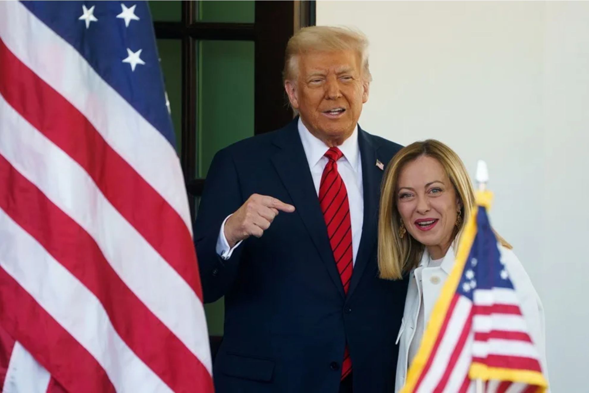 Meloni acusa a Trump de inventarse que le suplicó "sacarse una foto con él" en el G7: “Decepcionante”