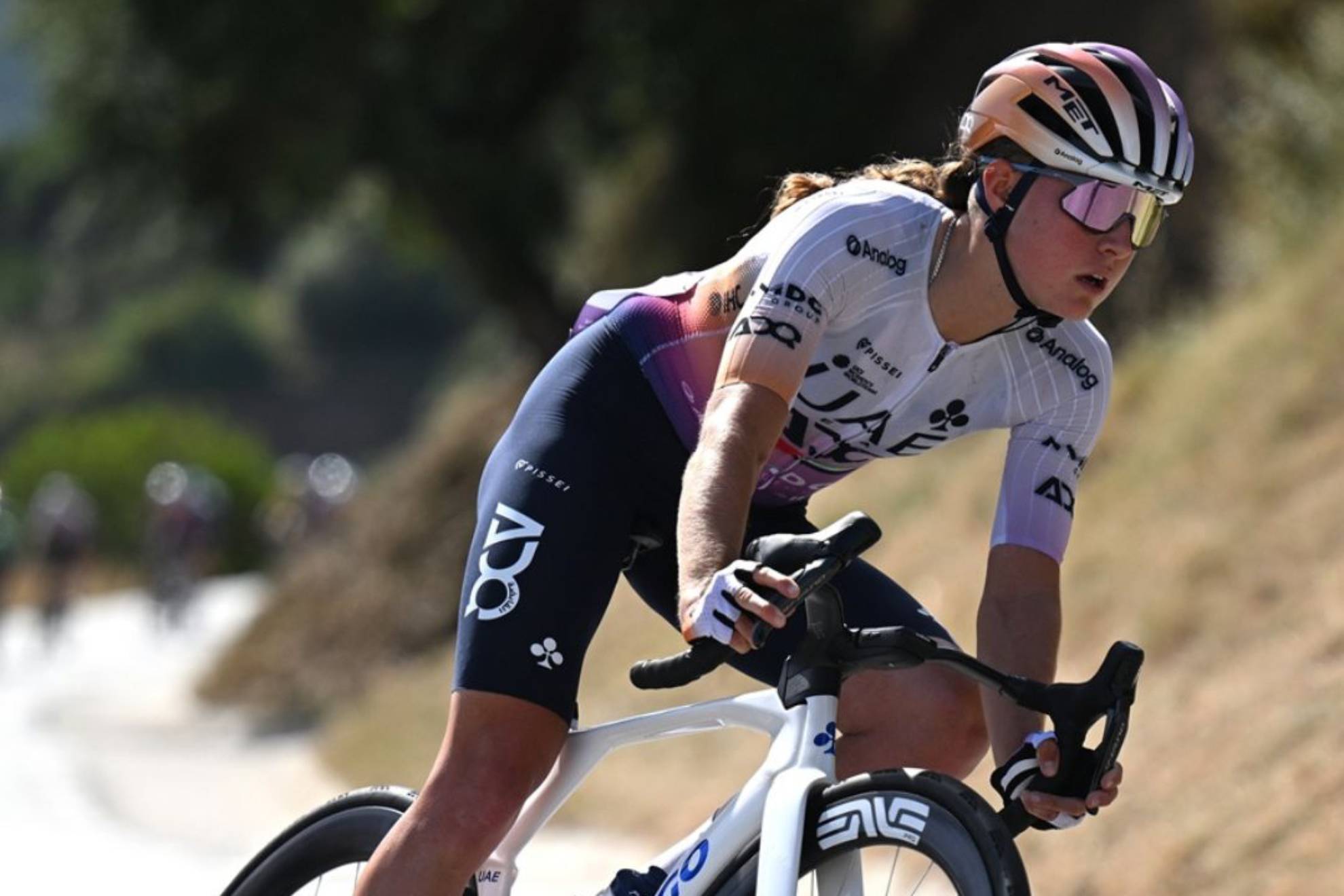 Paula Blasi denuncia el robo de su bicicleta en la Volta a Catalunya