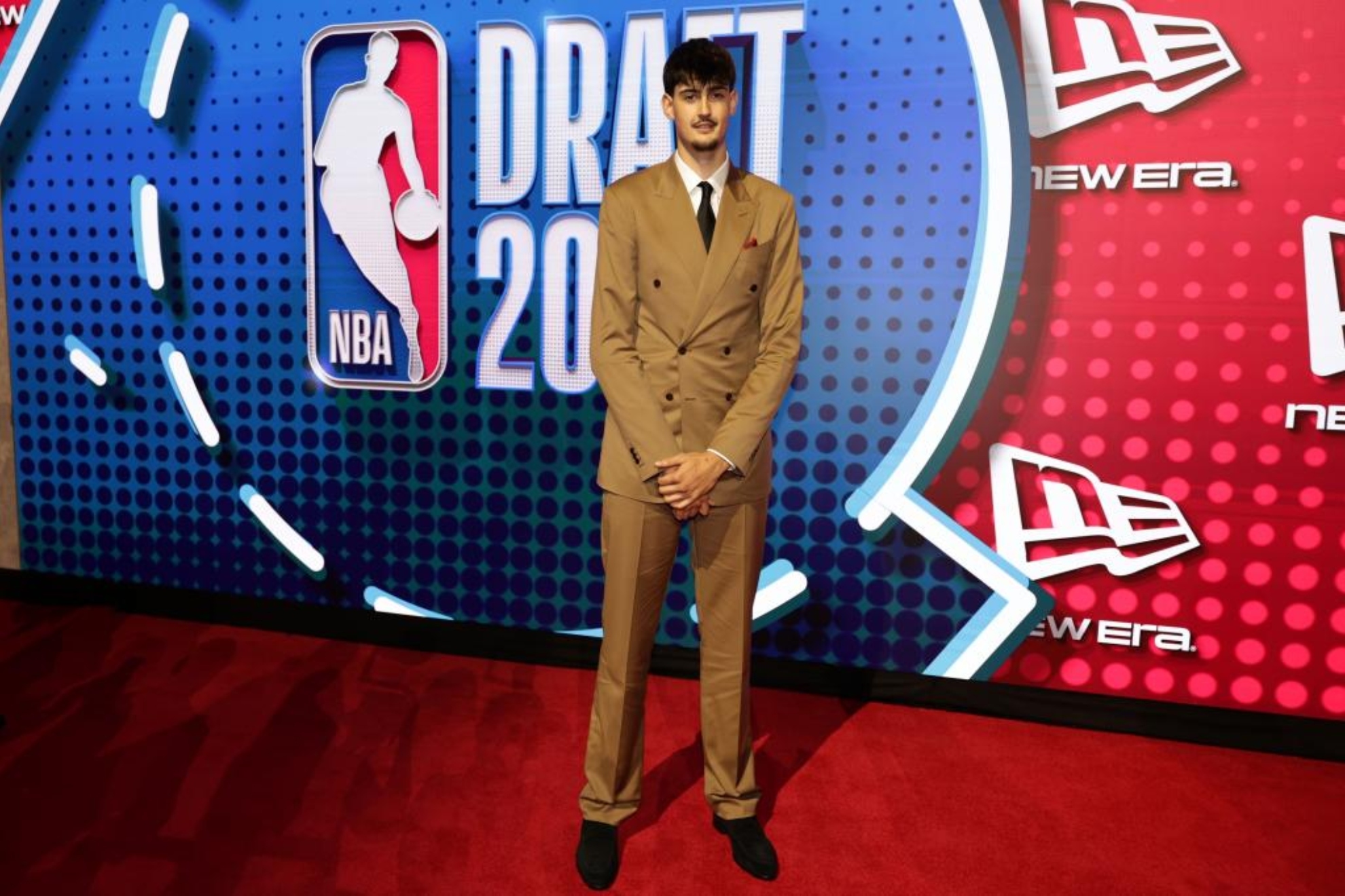 Aday Mara, tercer español mejor elegido en el Draft de la NBA