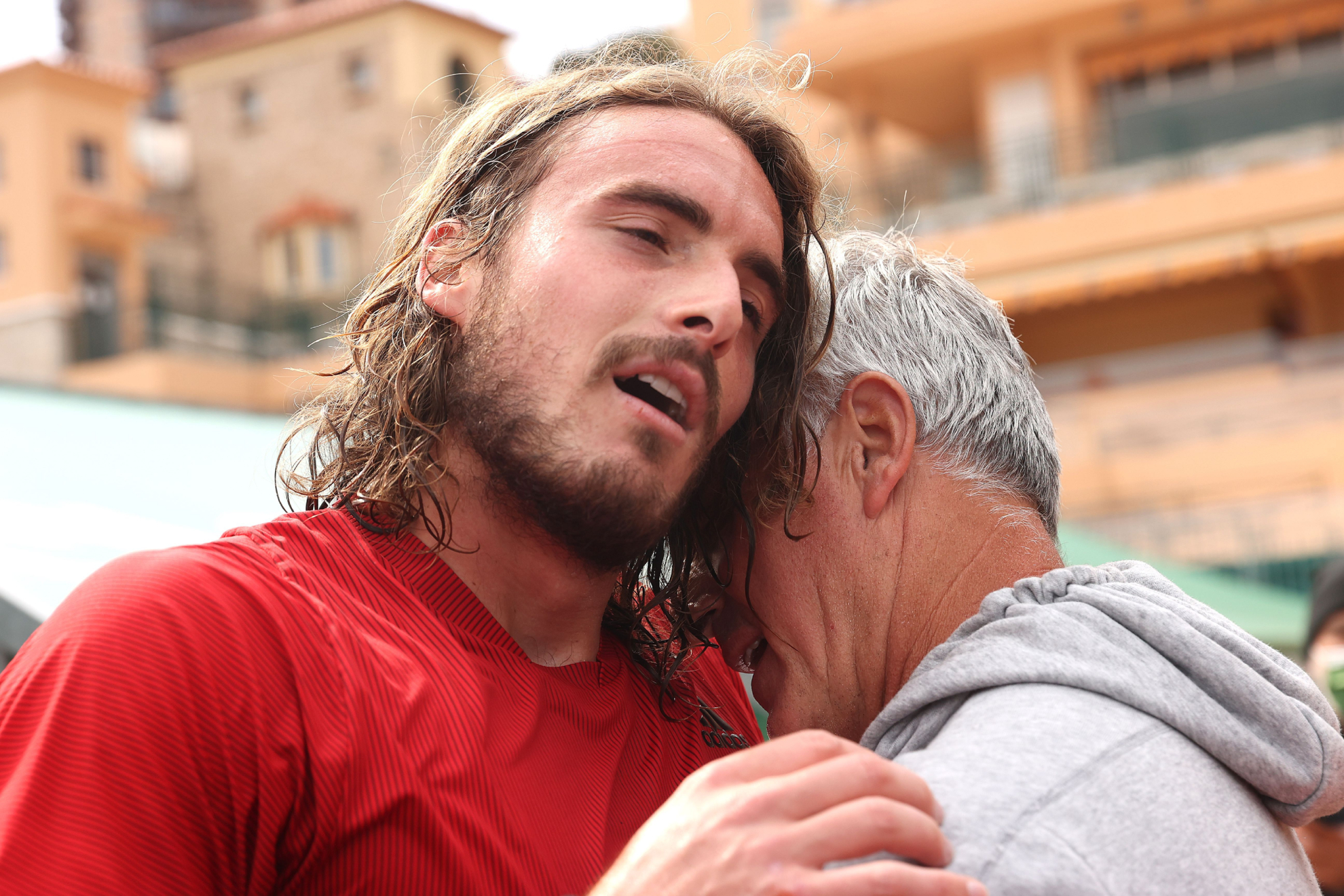 Tsitsipas rompe "definitivamente" con su padre Apostolos como entrenador