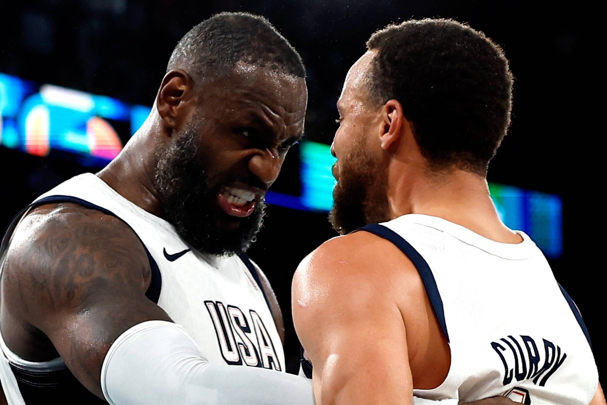 Los Warriors tientan a LeBron James, que podría no seguir en los Lakers, con Anthony Davis