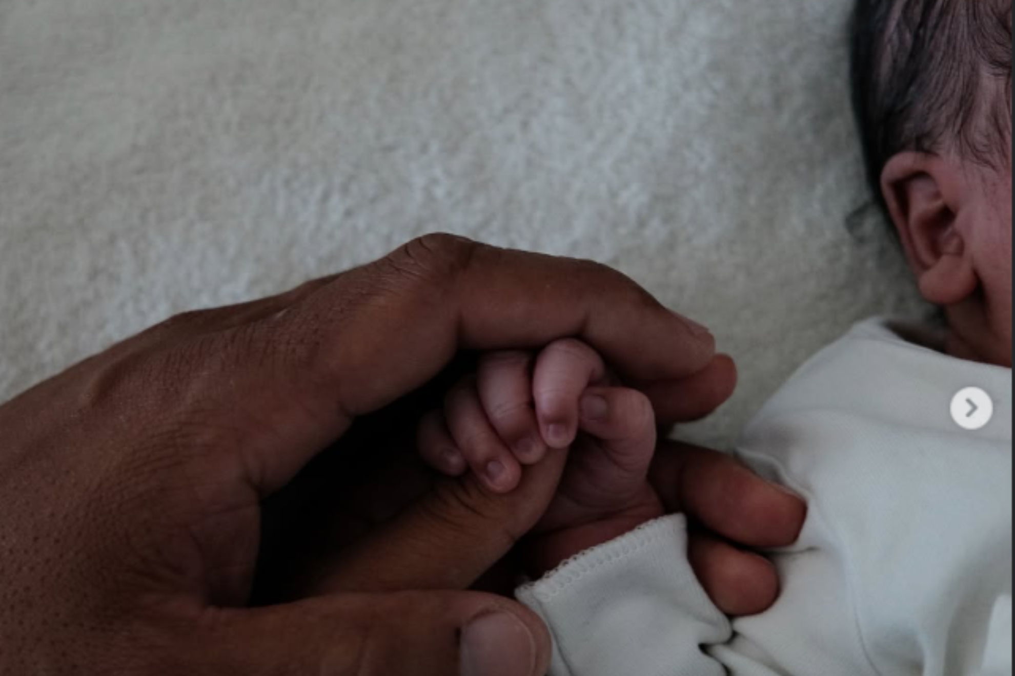 Ana Peleteiro anuncia el nacimiento de León, su segundo hijo