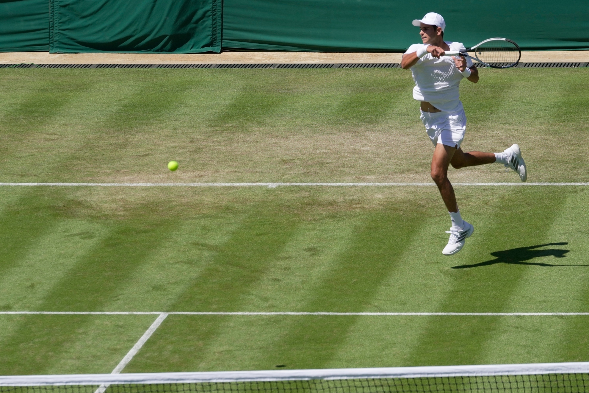 Jódar vuelve a remontar a Carreño y sigue los pasos de Nadal y Alcaraz en la hierba de Wimbledon