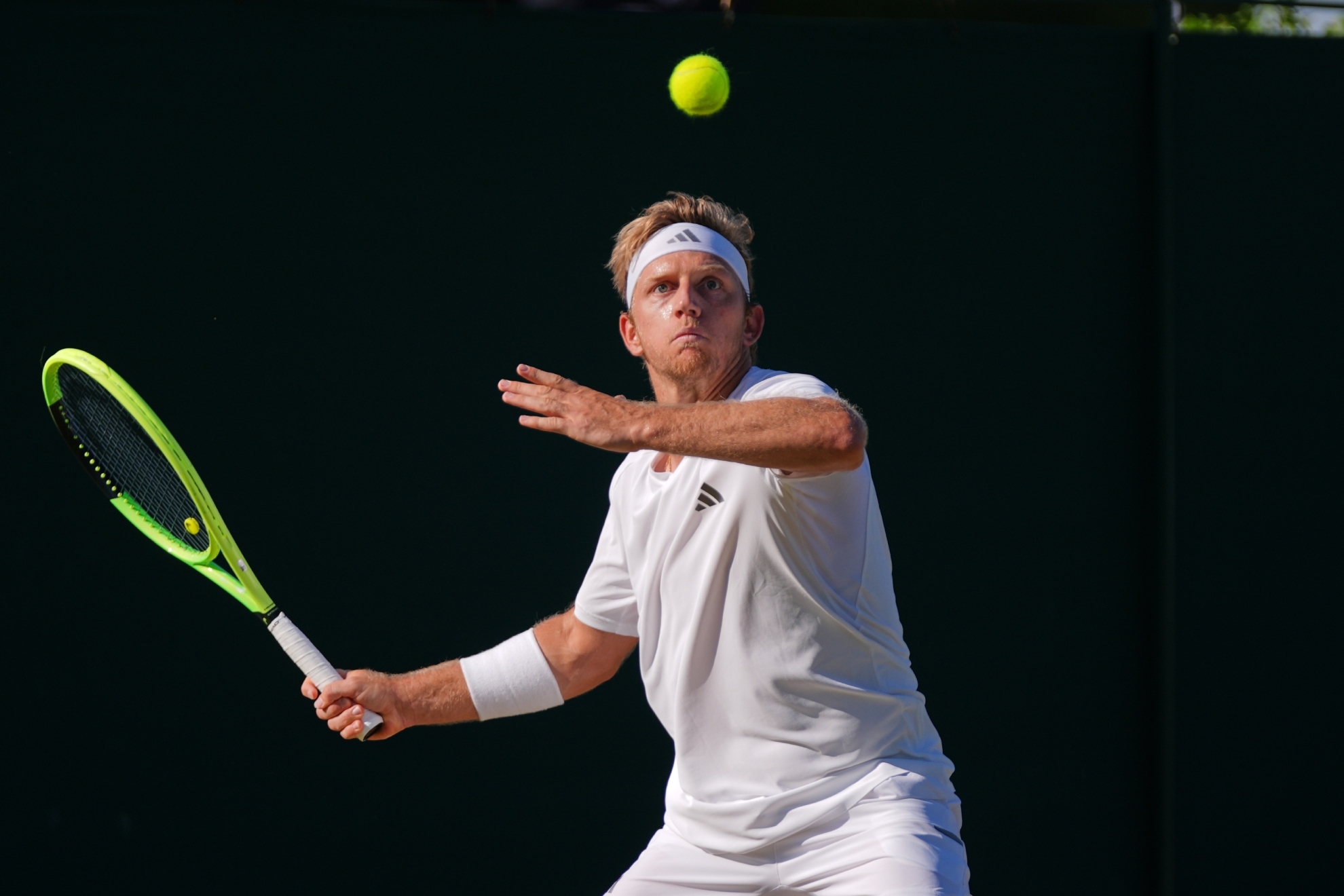 Davidovich toca techo en la hierba de Wimbledon y va a por todo