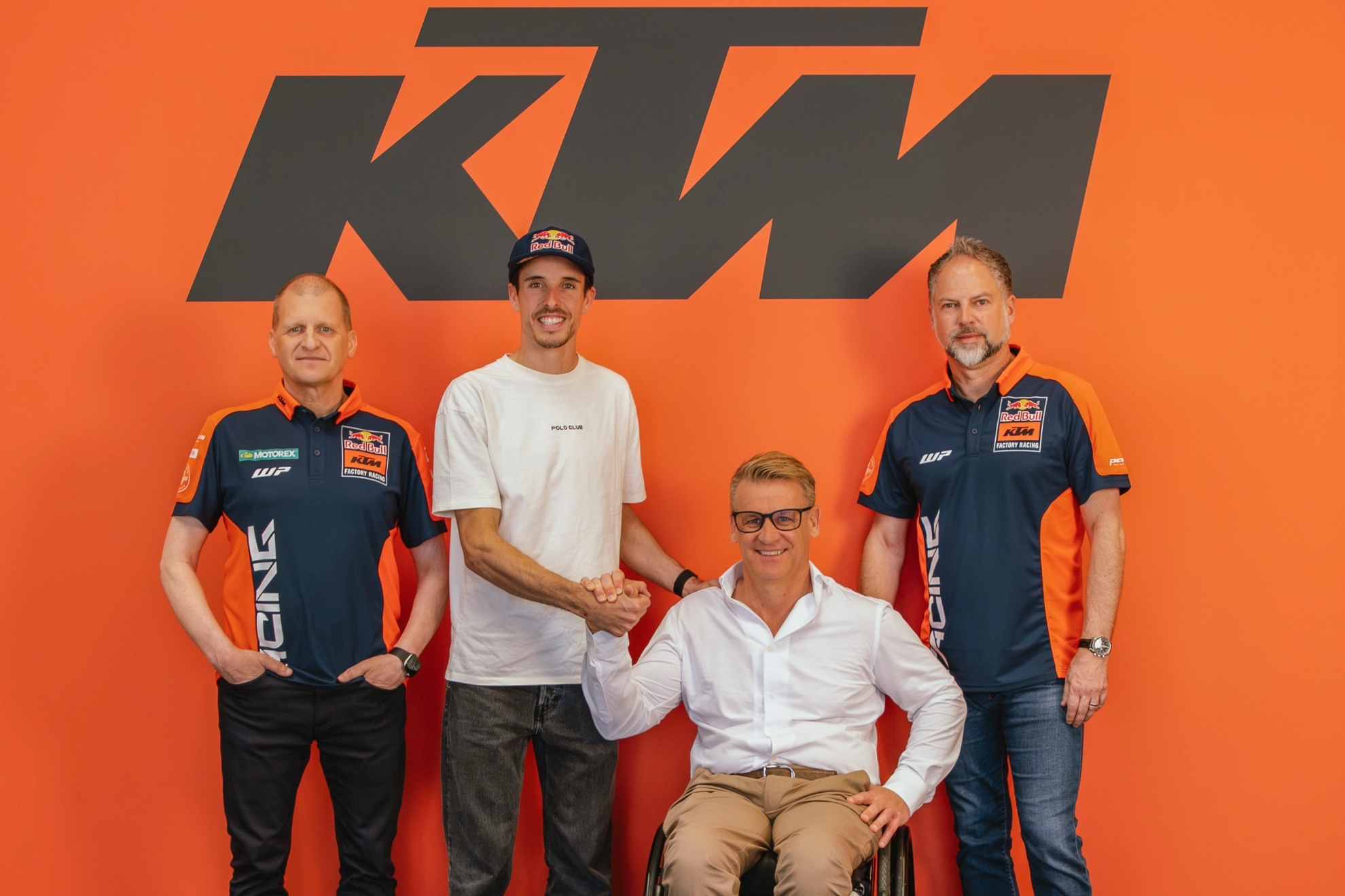 KTM hace oficial la llegada de Álex Márquez