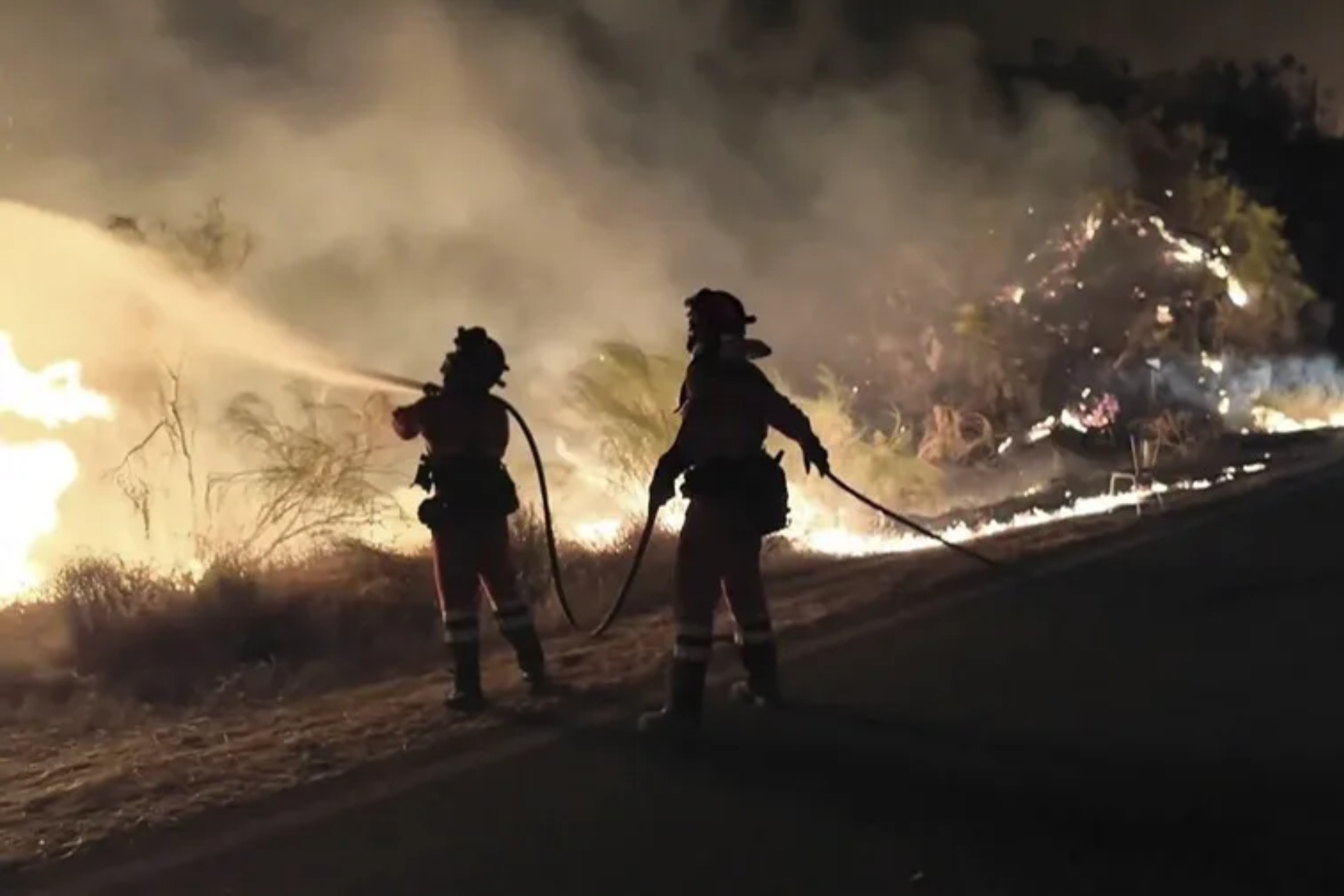 Aumentan a 13 los fallecidos en el incendio de Almería que ha arrasado 7.000 hectáreas
