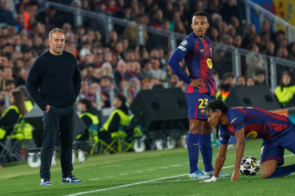 Koundé defiende a Lamine: "En el Barça también lo hace..."