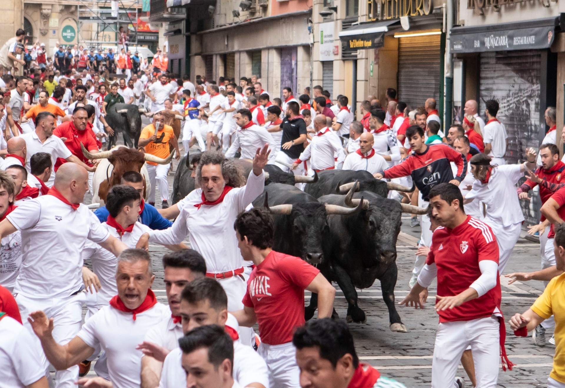 El octavo encierro de San Fermín: una carrera de Jandilla que despide el 2026 con mucha tensión y alguna embestida