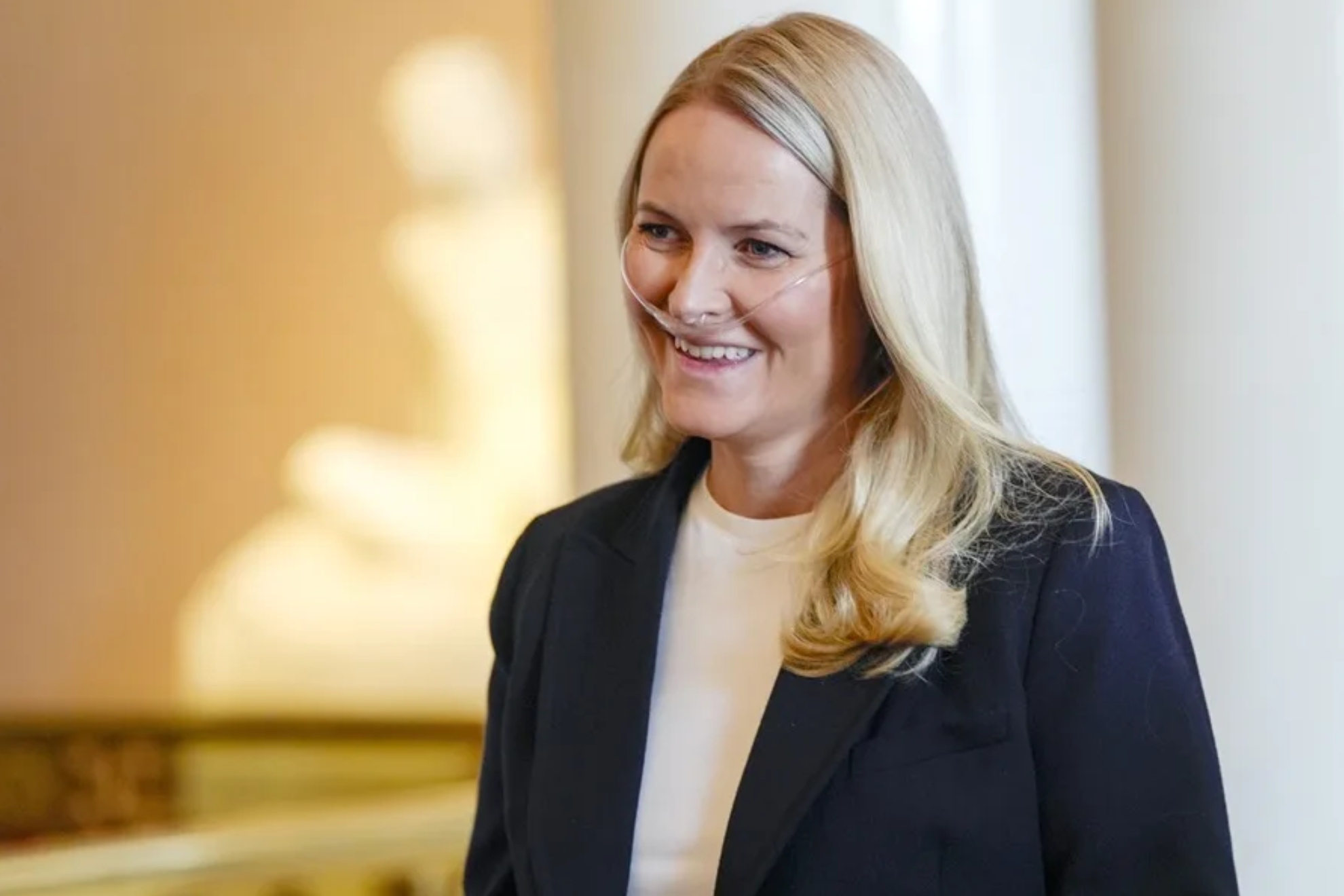Mette-Marit cancela a última hora su estreno en el Parlamento noruego junto al rey Haakon por una infección respiratoria
