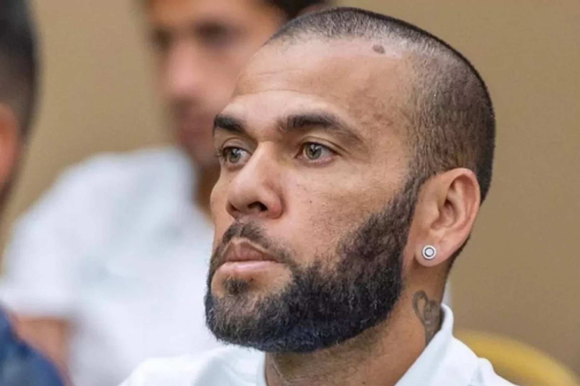 Dani Alves afirma que era más feliz ganando 113 euros en prisión que millones jugando al fútbol: "Tenía a Dios conmigo"