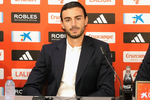 Juan Iglesias: "Capitán o no, vengo a ayudar a crear un grupo fuerte"