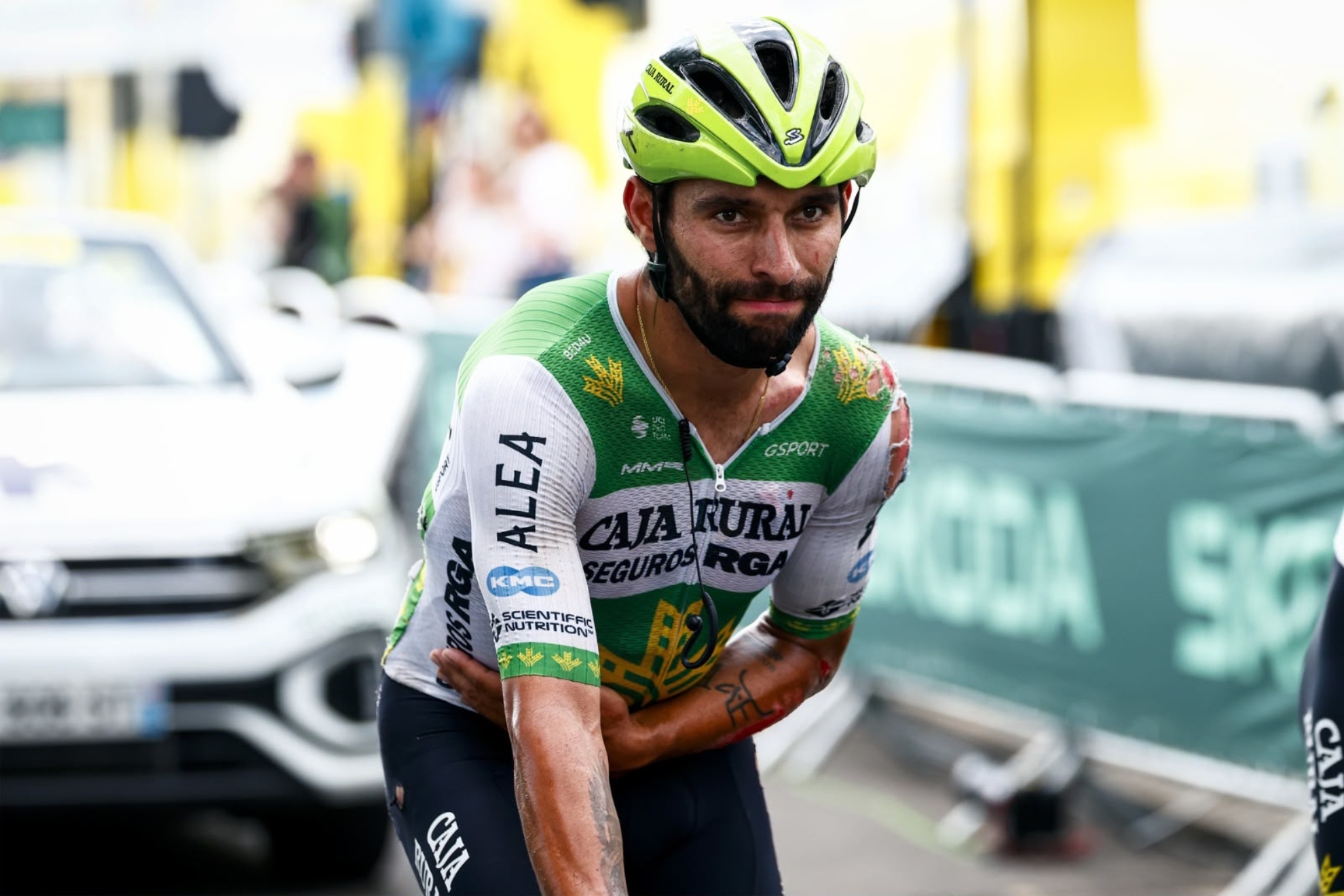Una fractura de clavícula deja a Fernando Gaviria fuera del Tour de Francia