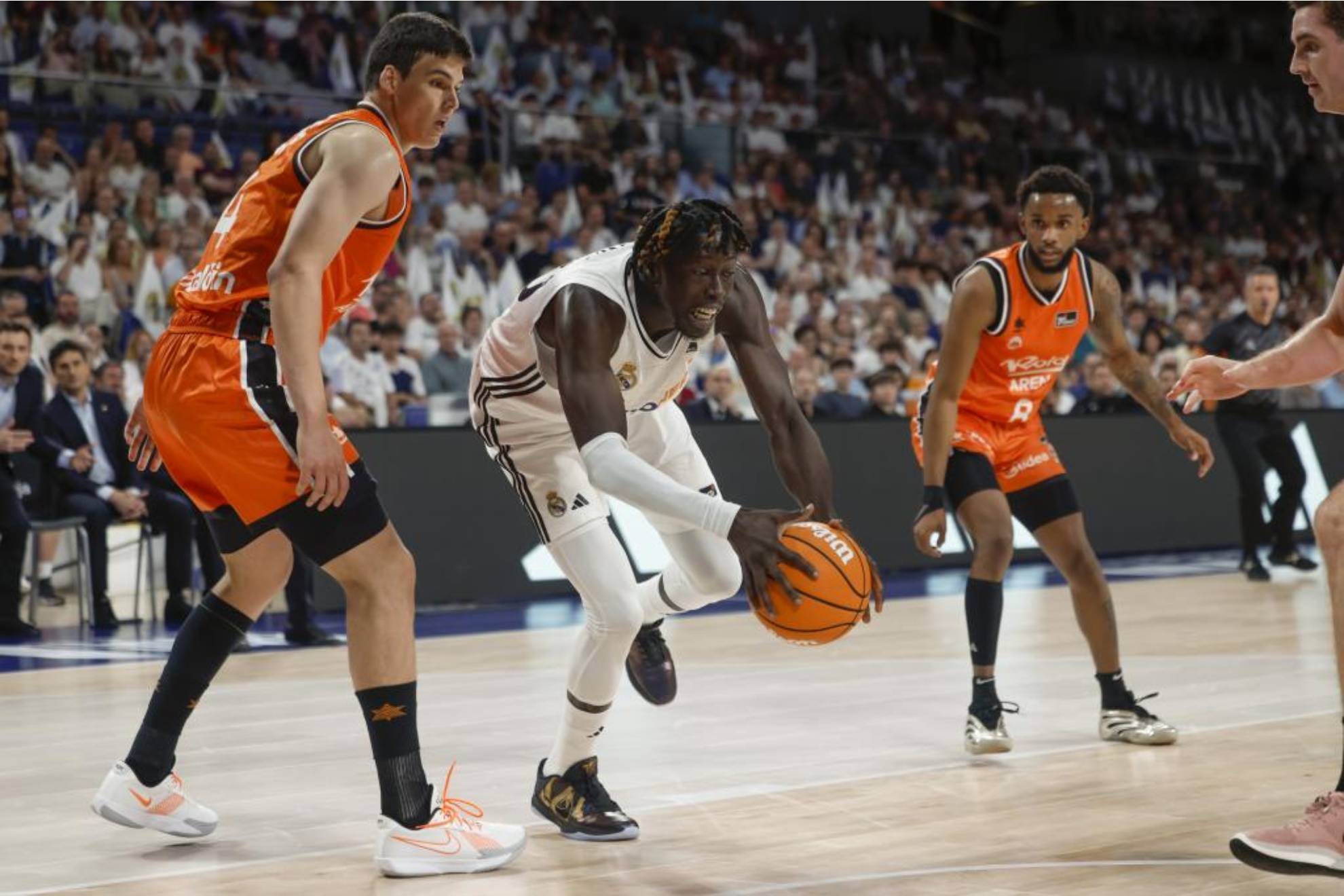 El Valencia Basket presenta oferta por Ndiaye y el Real Madrid tiene cinco días para igualarla