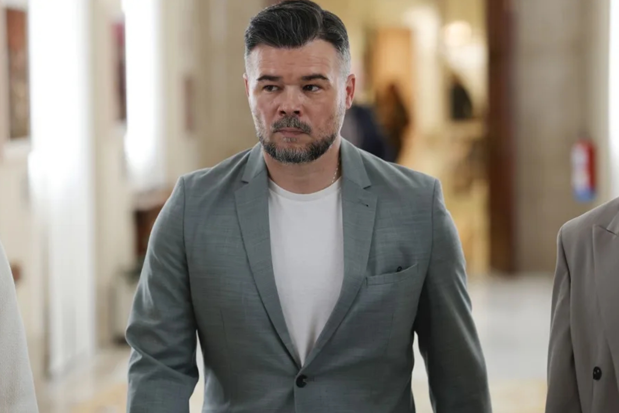 Gabriel Rufián carga contra el Gobierno tras el desahucio de Maricarmen: "Más fuerza para quien pueda y quiera someter al PSOE"