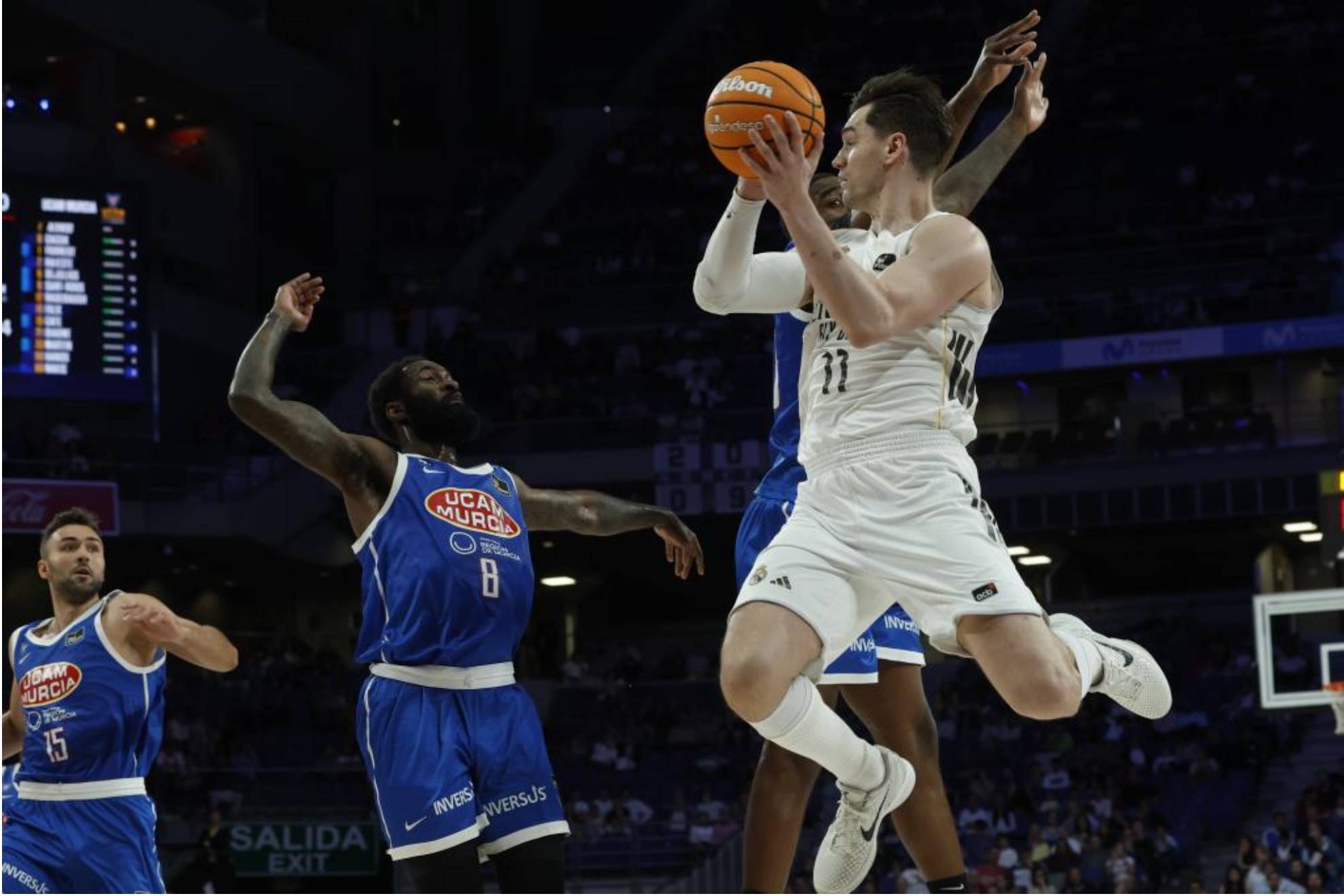 Hezonja se va del Real Madrid