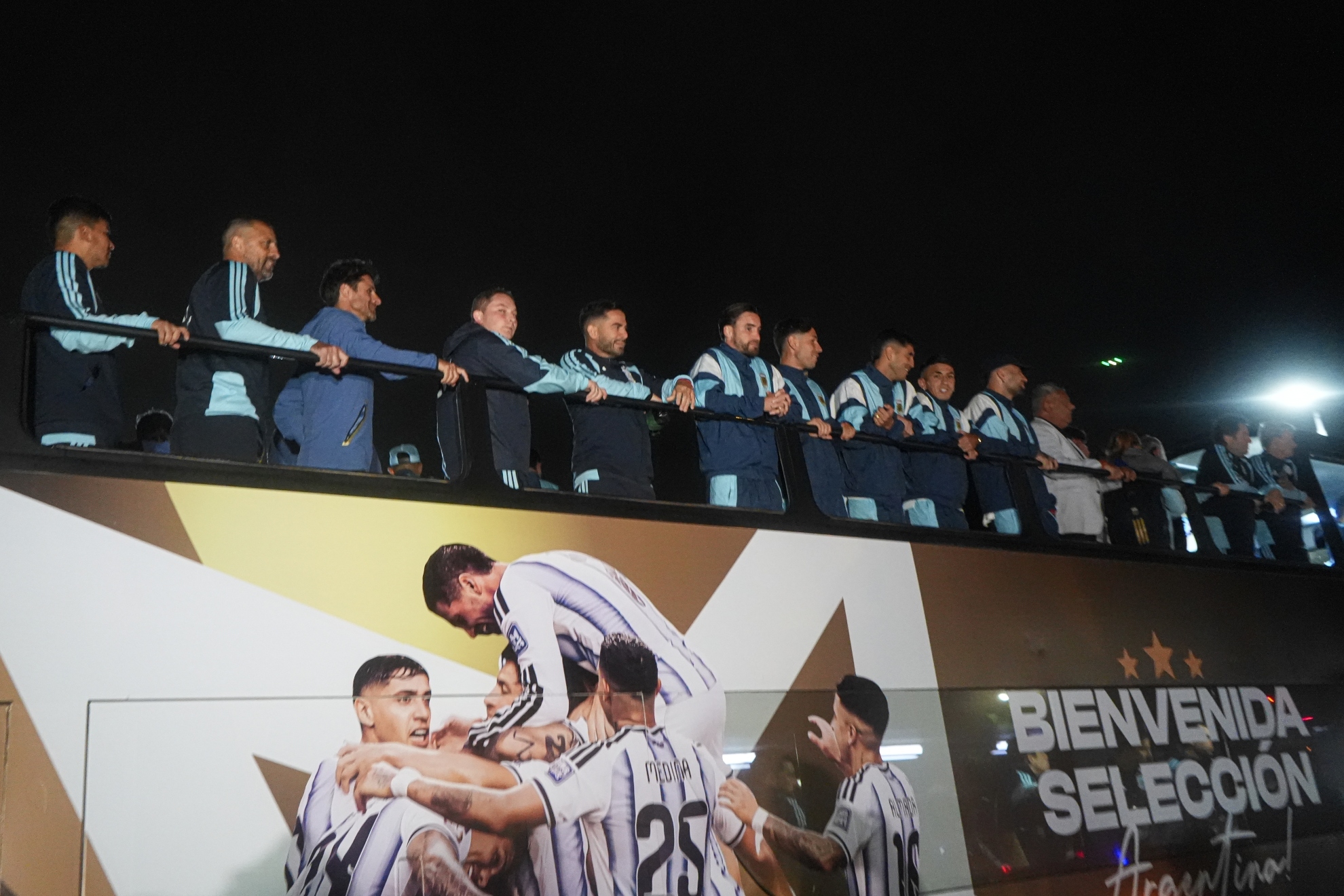 Tapia al pueblo argentino: "No se dejen llevar por las mentiras, fueron superiores, nos ganaron bien..."